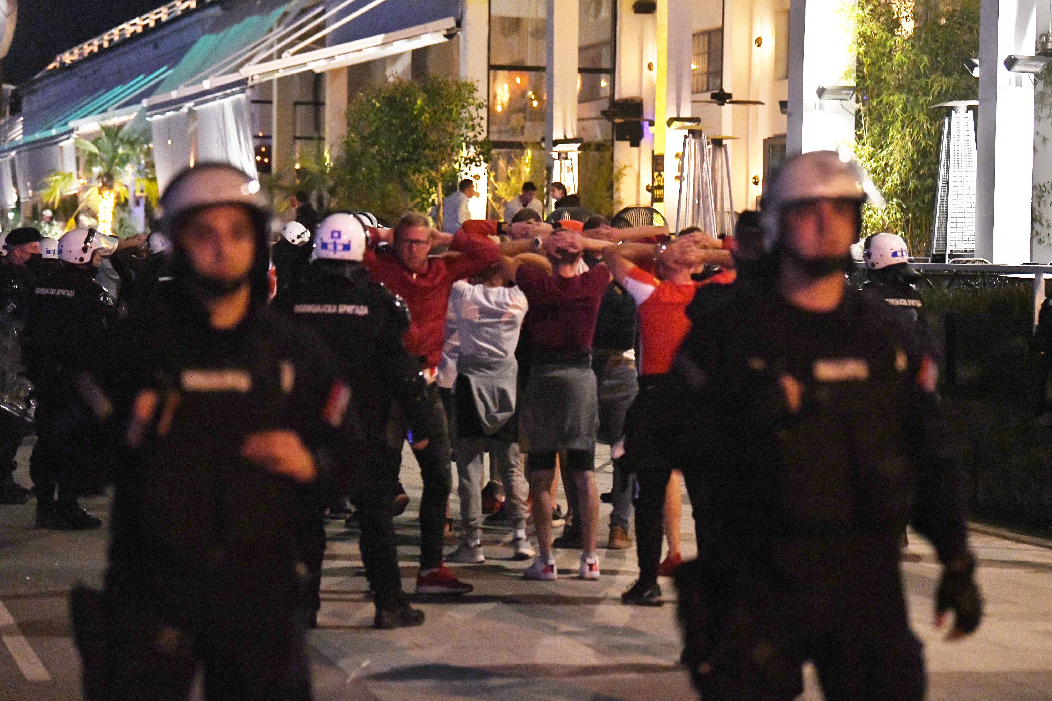 Beograd, 22.05.2021. Beton hala, specijalci, policija, tuča navijača Foto: Goran Srdanov/Nova.rs