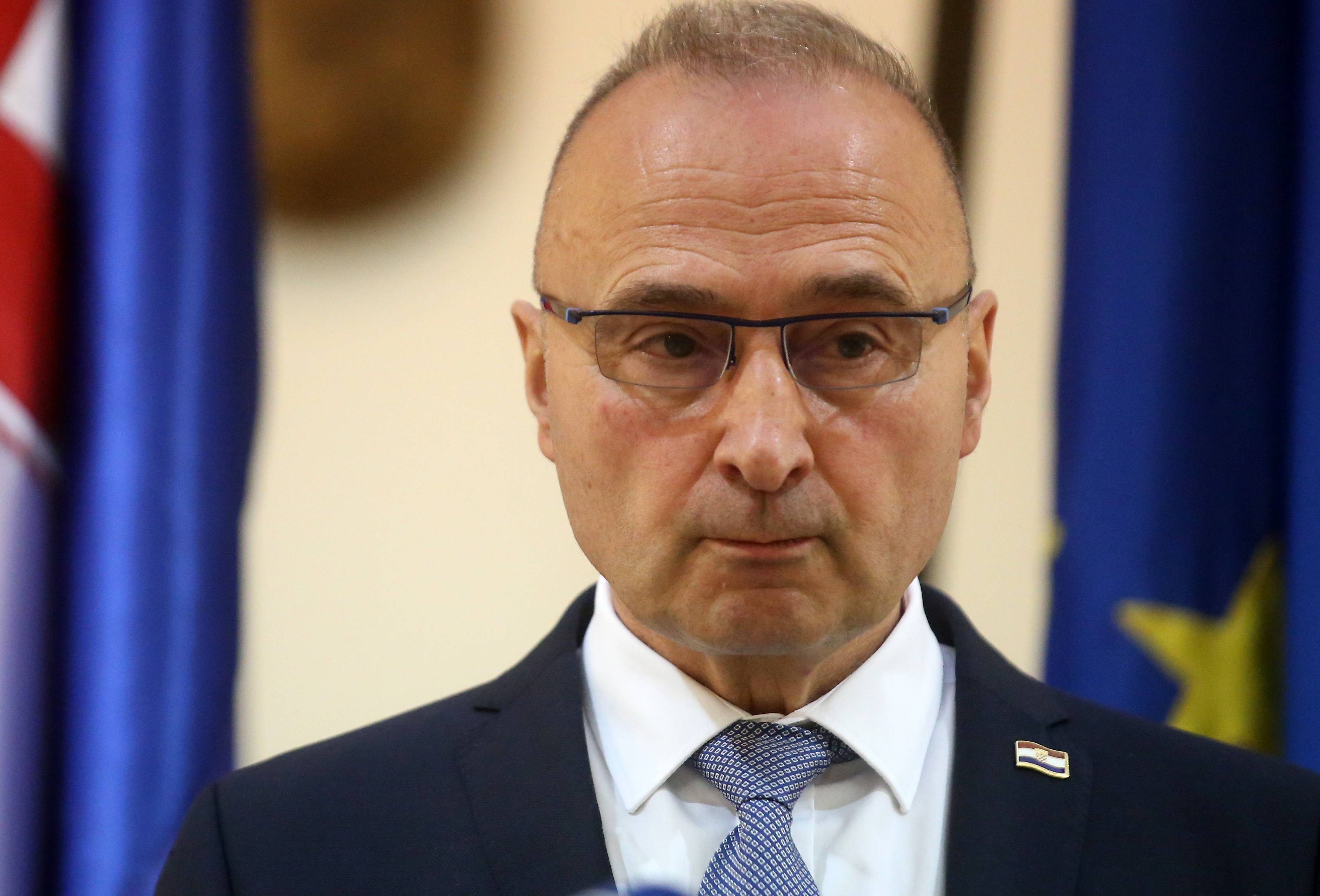 GRLIC RADMAN: TRZIMO IZVINJENJE I OBJASNJENJE VLASTI U SRBIJI