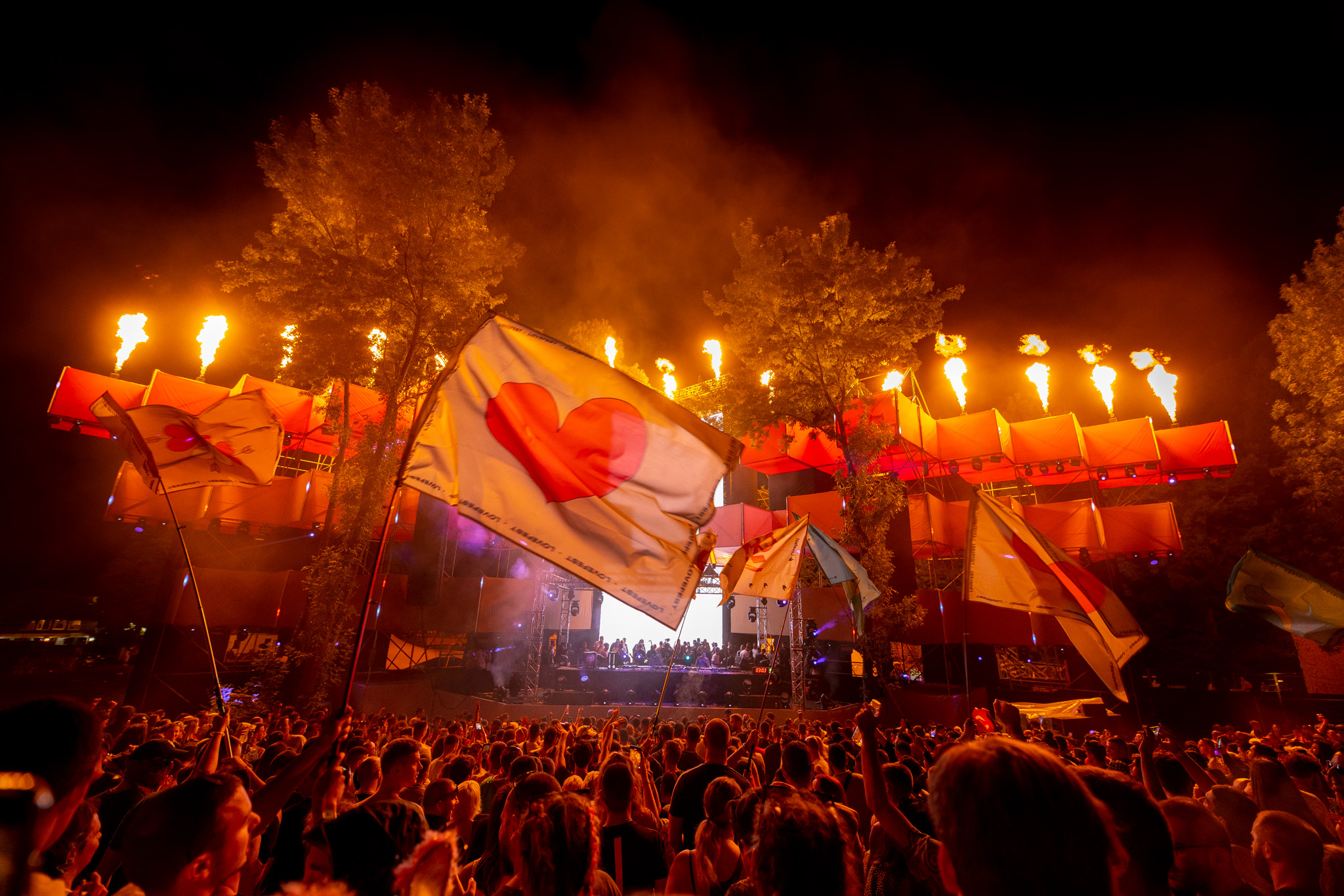 Lovefest: Festivalsko izdanje za pamćenje