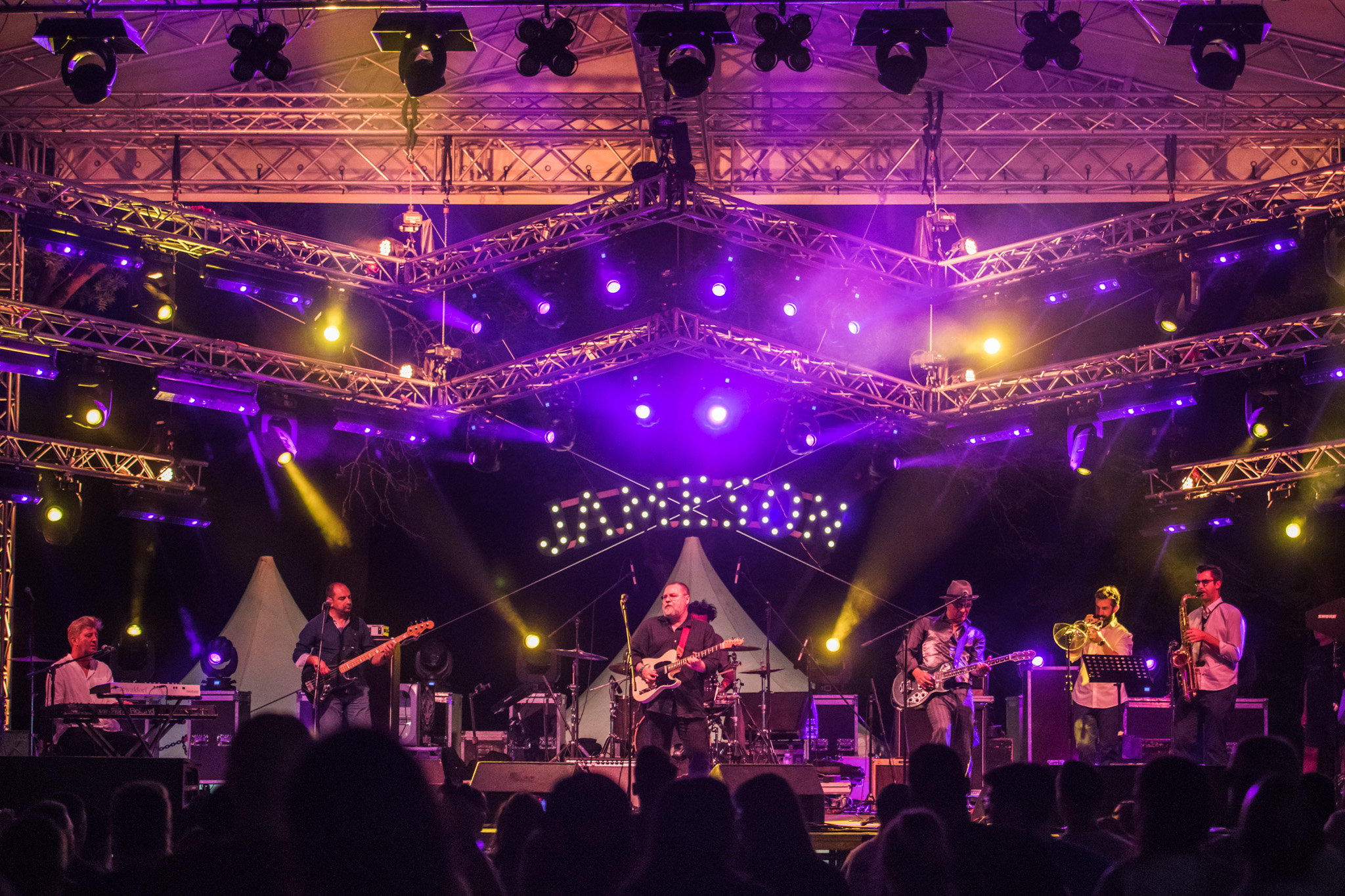 Lovefest: Festivalsko izdanje za pamćenje