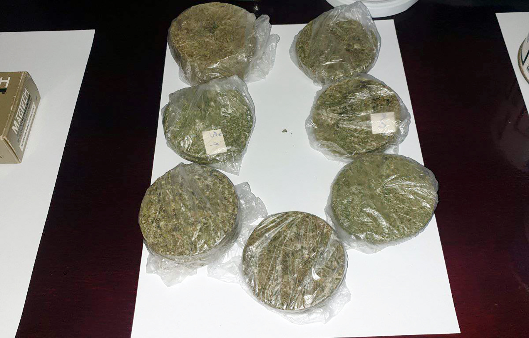 zaplenjene pljeskavice od marihuane (1)