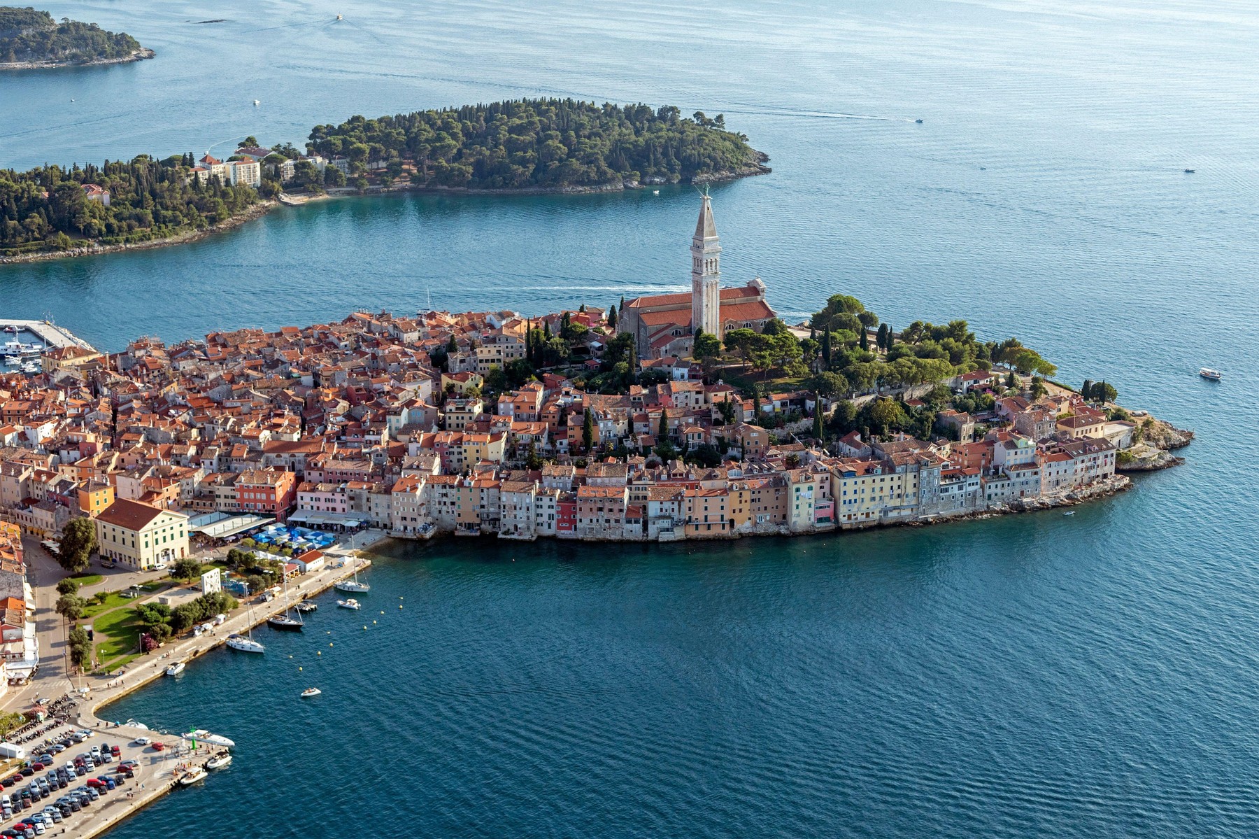 Luftaufnahme der Altstadt von Rovinj, Istrien, Kroatien,Image: 549374803, License: Rights-managed, Restrictions: , Model Release: no, Credit line: Kuttig - Travel / Alamy / Alamy / Profimedia