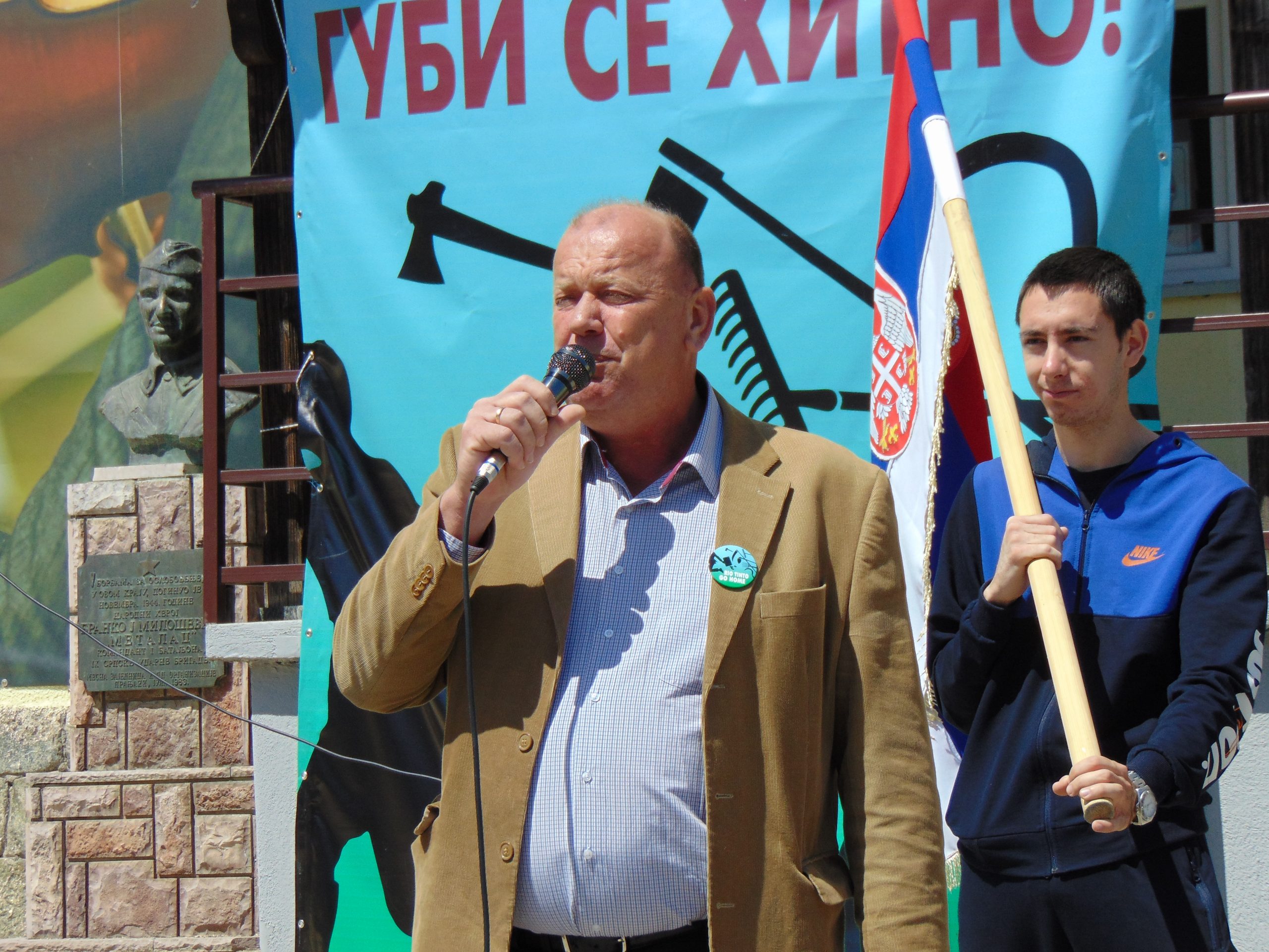 skup Pranjani, protest: pobedicemo rudarsku mafiju, Foto: Nenad Nešović/N2 a Ljubica insistira da je njena slika