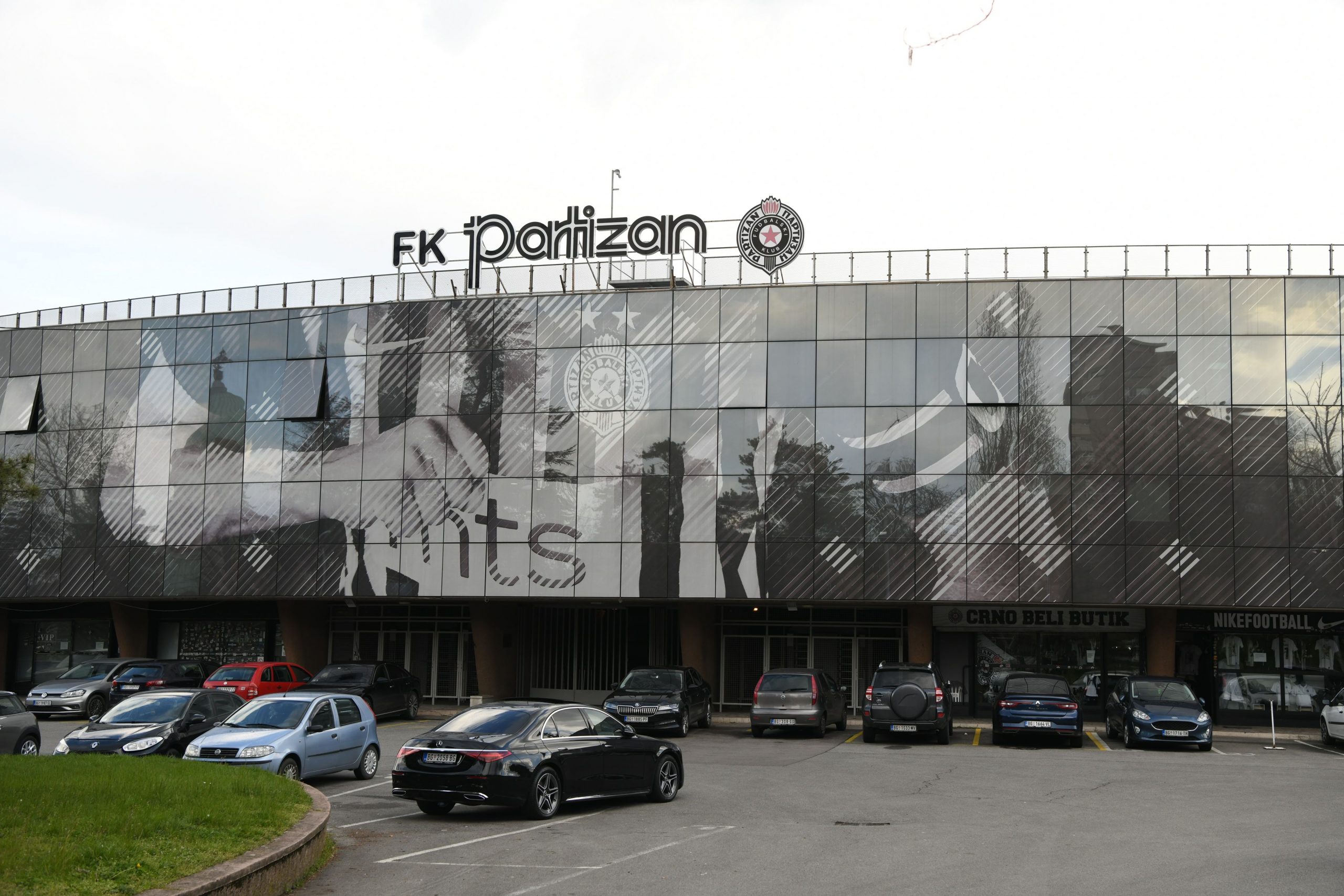 Beograd 07. april 2021. Atmosfera ispred stadiona pred derbi pripadnici reda i mira policija i zandarmerija na beogradskim ulicama Foto:Goran Srdanov/Nova.rs