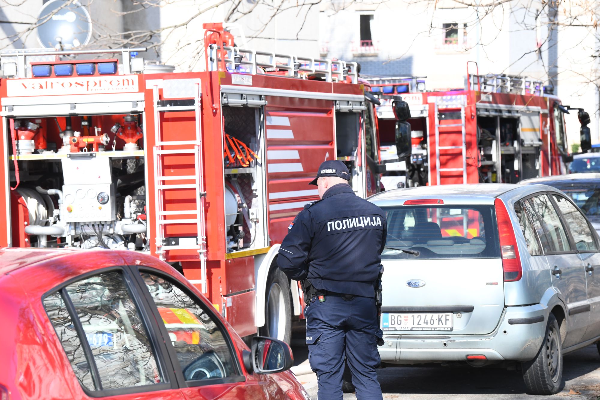 Beograd 15.02.2021. Pozar Bezanijska kosa, vatrogasci, vozila vatrogasna, Foto: Goran Srdanov/Nova.rs