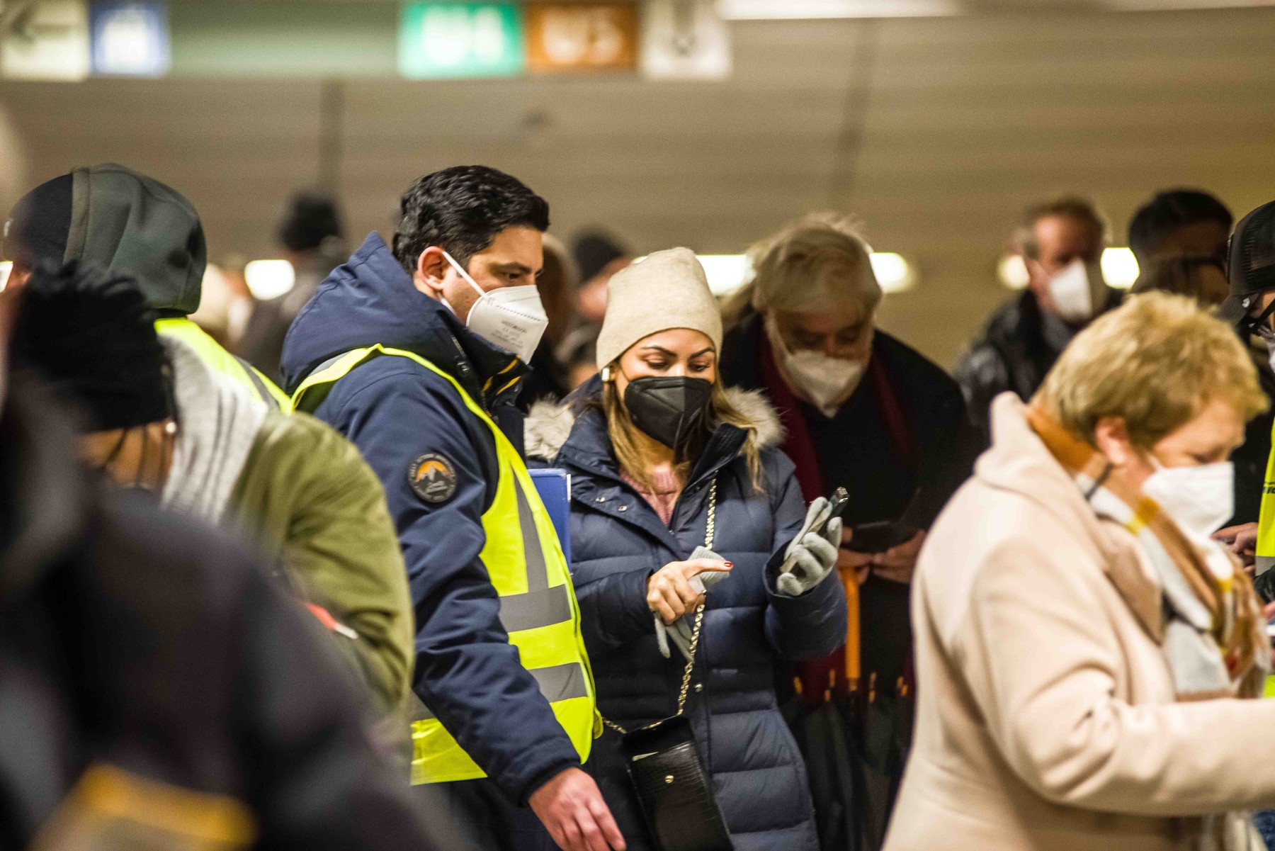 Covid-19 Germany: Public Transit Vaccine and Testing Checkpoints