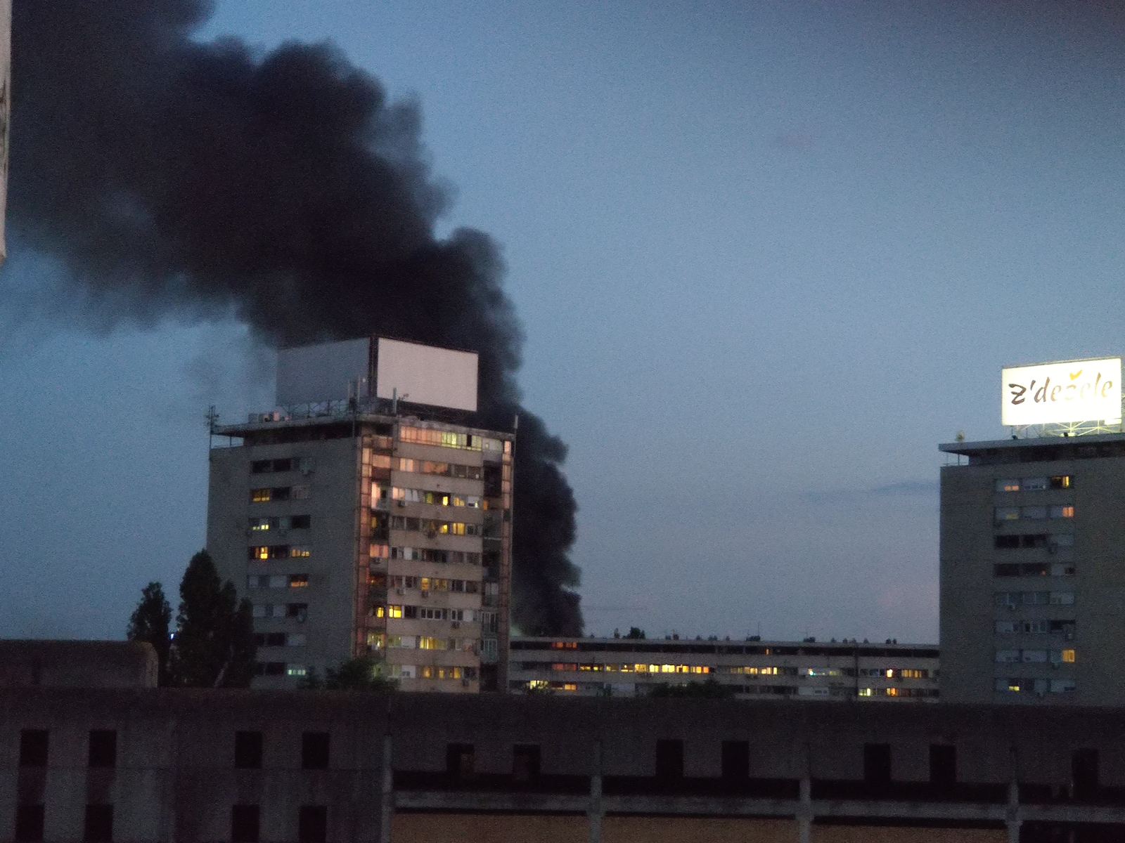 Novi Beograd, požar blok 37