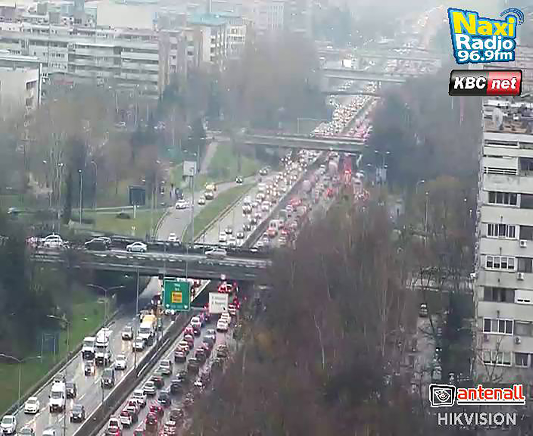 autoput novi beograd saobracajni kolaps