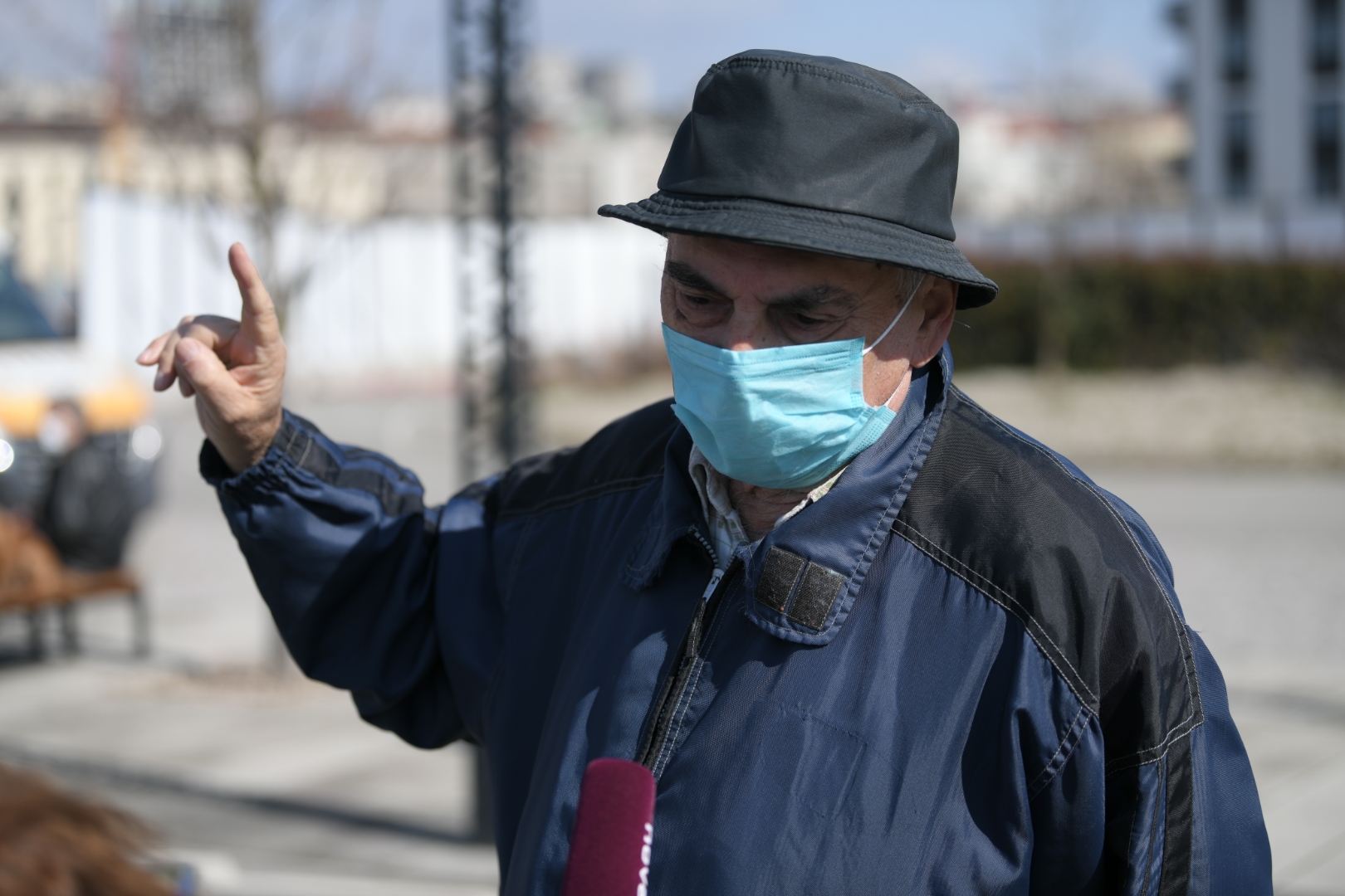 Beograd, 13.03.2021. Beograd na vodi, vikend,  koronavirus zatvaranje, zatvoreni kafići, šalterska prodaja, kafa za poneti, gužva, šetnja, anketa Foto: Dragan Mujan/Nova.rs