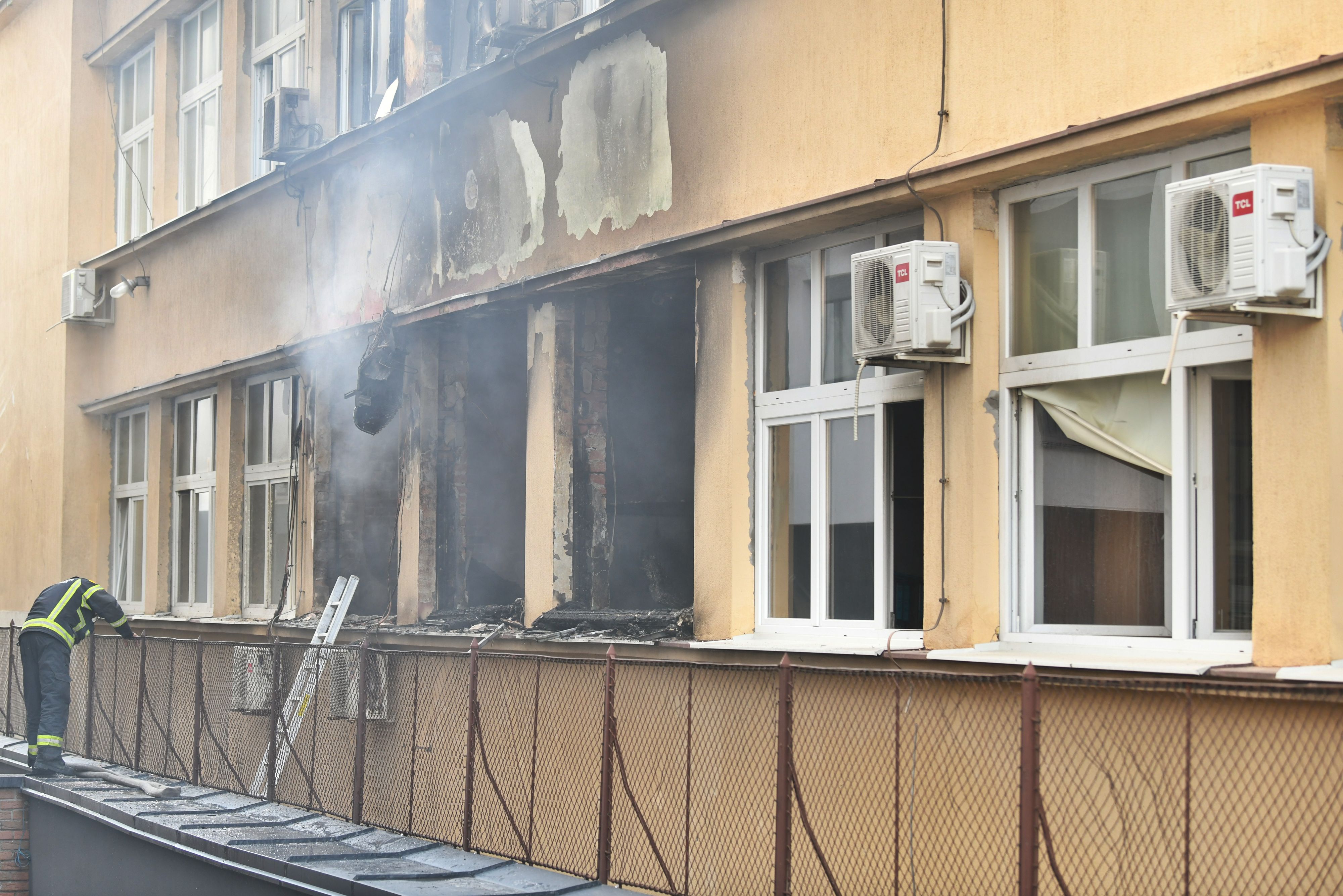 Beograd 23.06.2021. Naučni institut za veterinarstvo Srbije, Veterinarski naučini institut, Šumice, požar, hronika, vatrogasci Foto: Goran Srdanov/Nova.rs