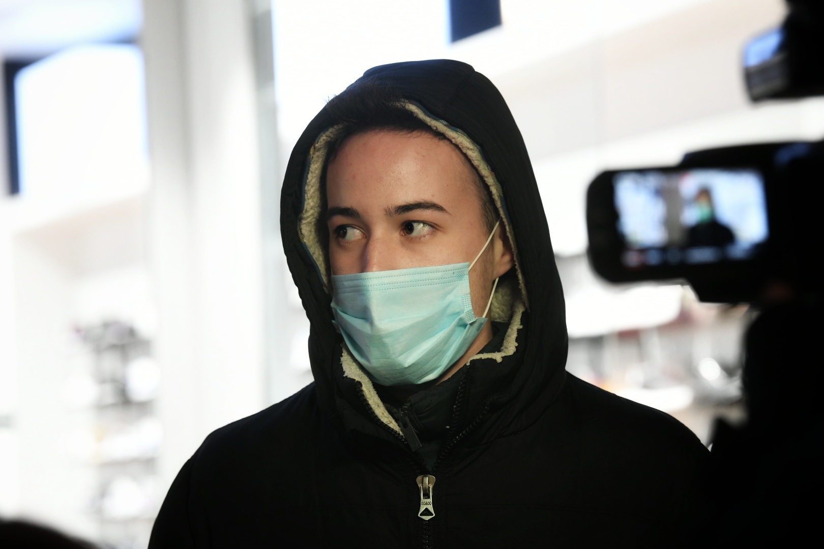 Beograd 16.03.2021. Anketa. Knez Mihailova ulica, kupovina, šoping, pred zatvaranje radnji Foto: Vesna Lalić/Nova.rs