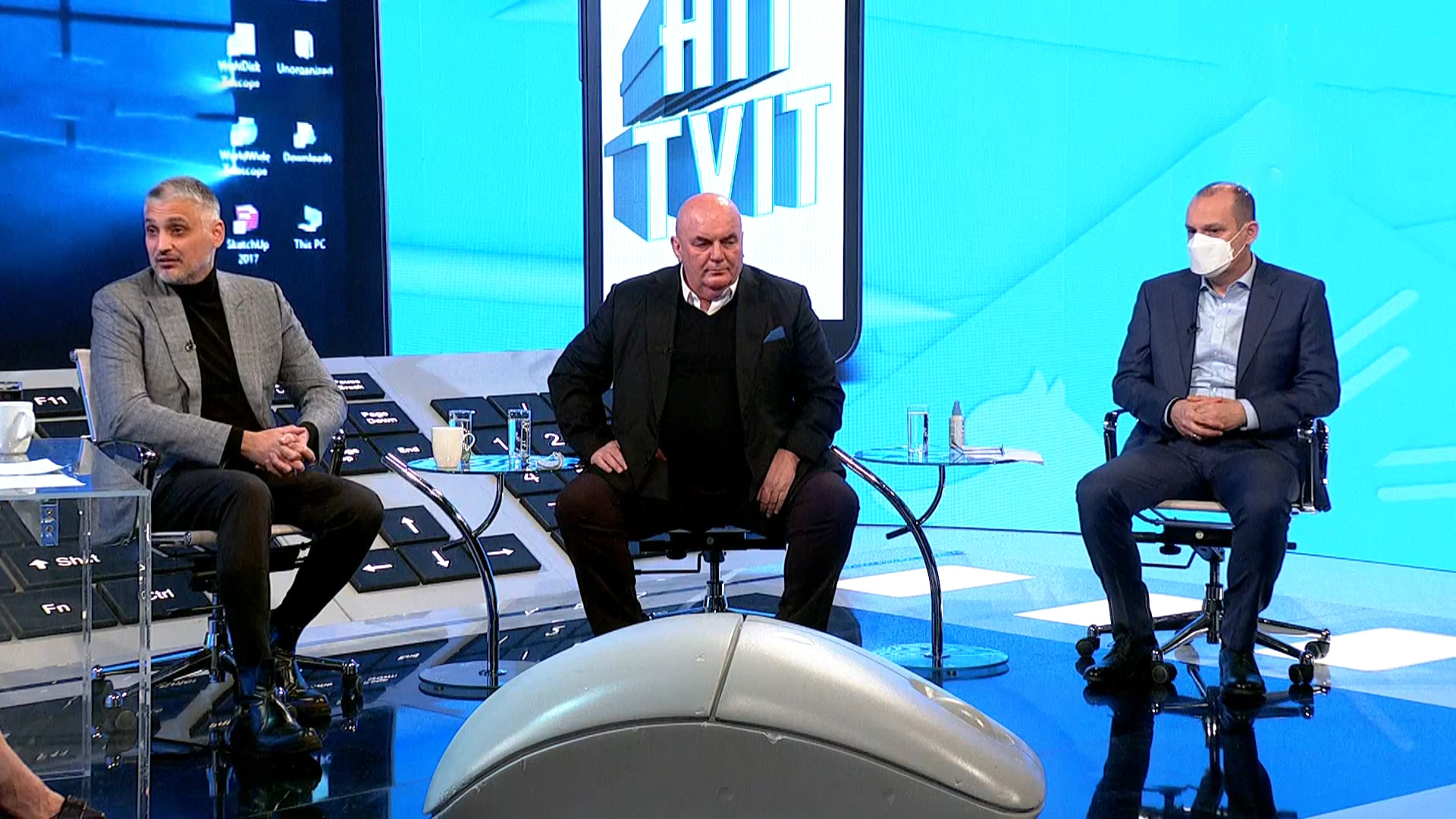 Čedomir Jovanović, Čeda Jovanović, Dragan Marković Palma, Zlatibor Lončar, emisija Hit Tvit Foto: Screenshot/Tv Pink