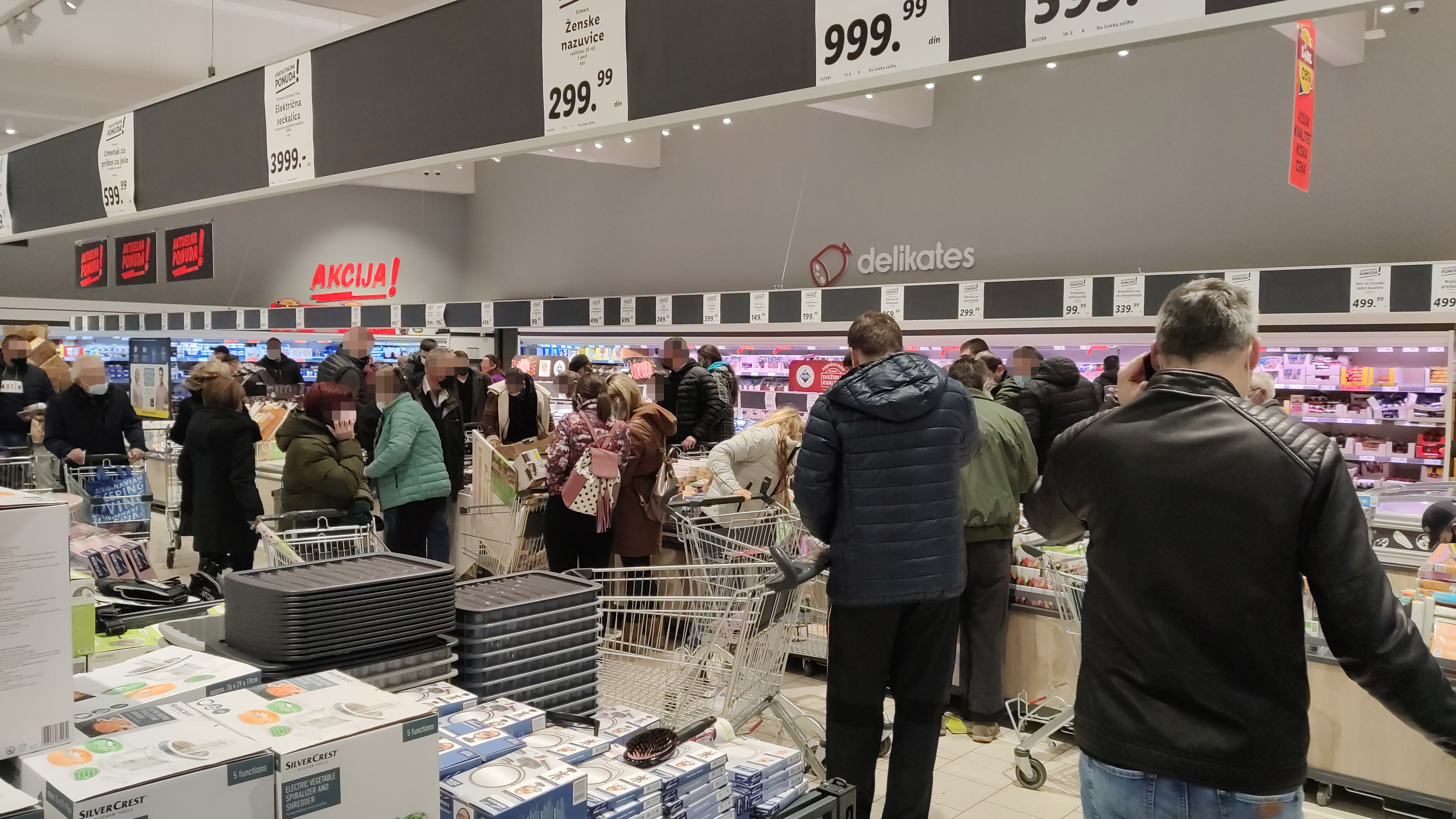 Beograd 25.03.2021. Lidl, supermarket, prodavnica, kupovina, gužva, koronavirus Foto: Nova.rs
