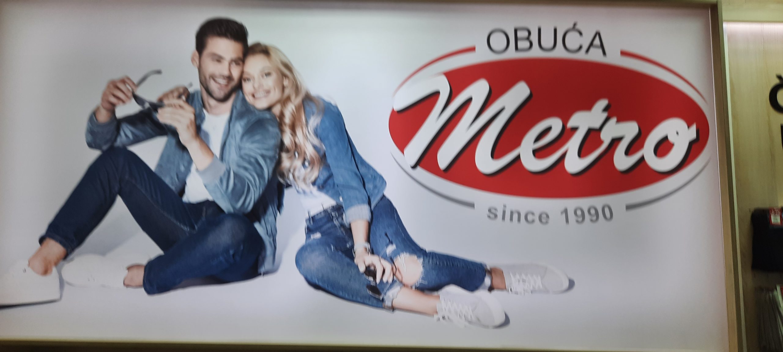 Čačak 26.03.2021. Prodavnica obuće prodaje i prehrambene proizvode, hrana Foto: Ljubica Sokić/Nova.rs