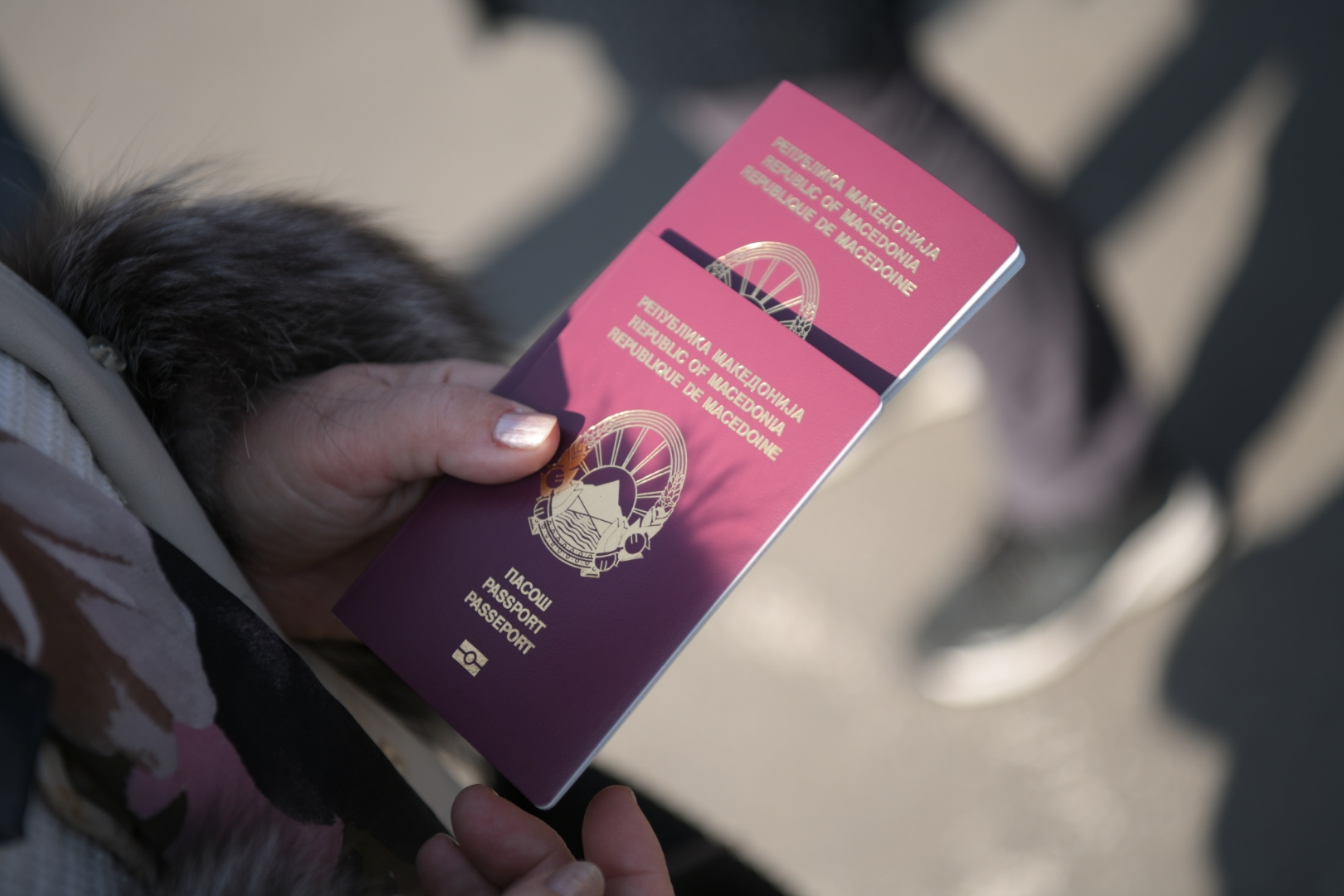 Beograd 27. mart 2021. Vakcinacija na beogradskom sajmu, vakcina gradjani iz Makedonije pasos Foto:Dragan Mujan/Nova.rs