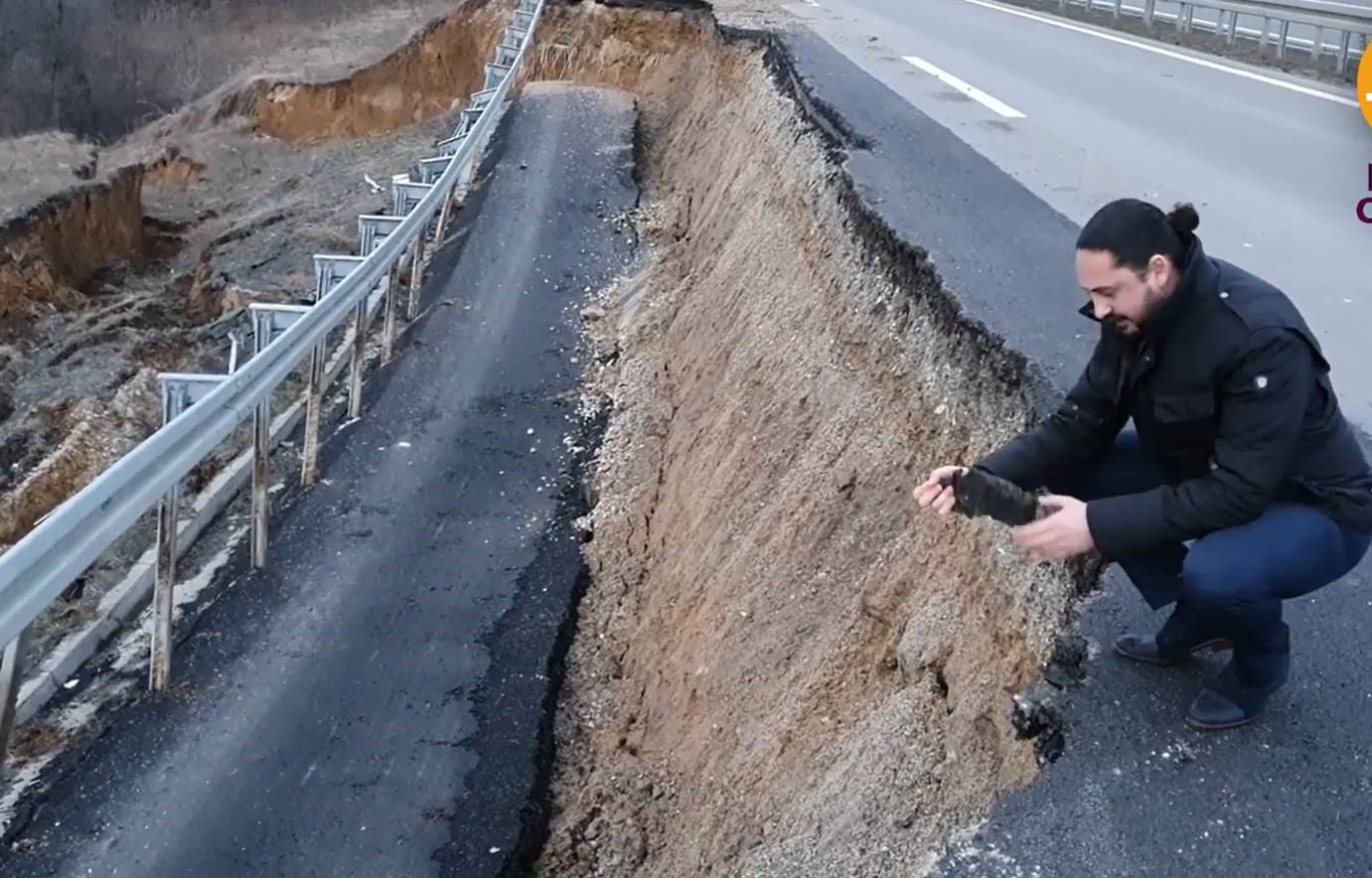 Dušan Marković, Bunt