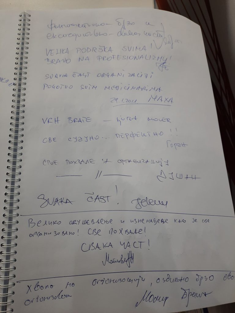knjiga utisaka na sajmu gde se vrsi vakcinacija gradjana