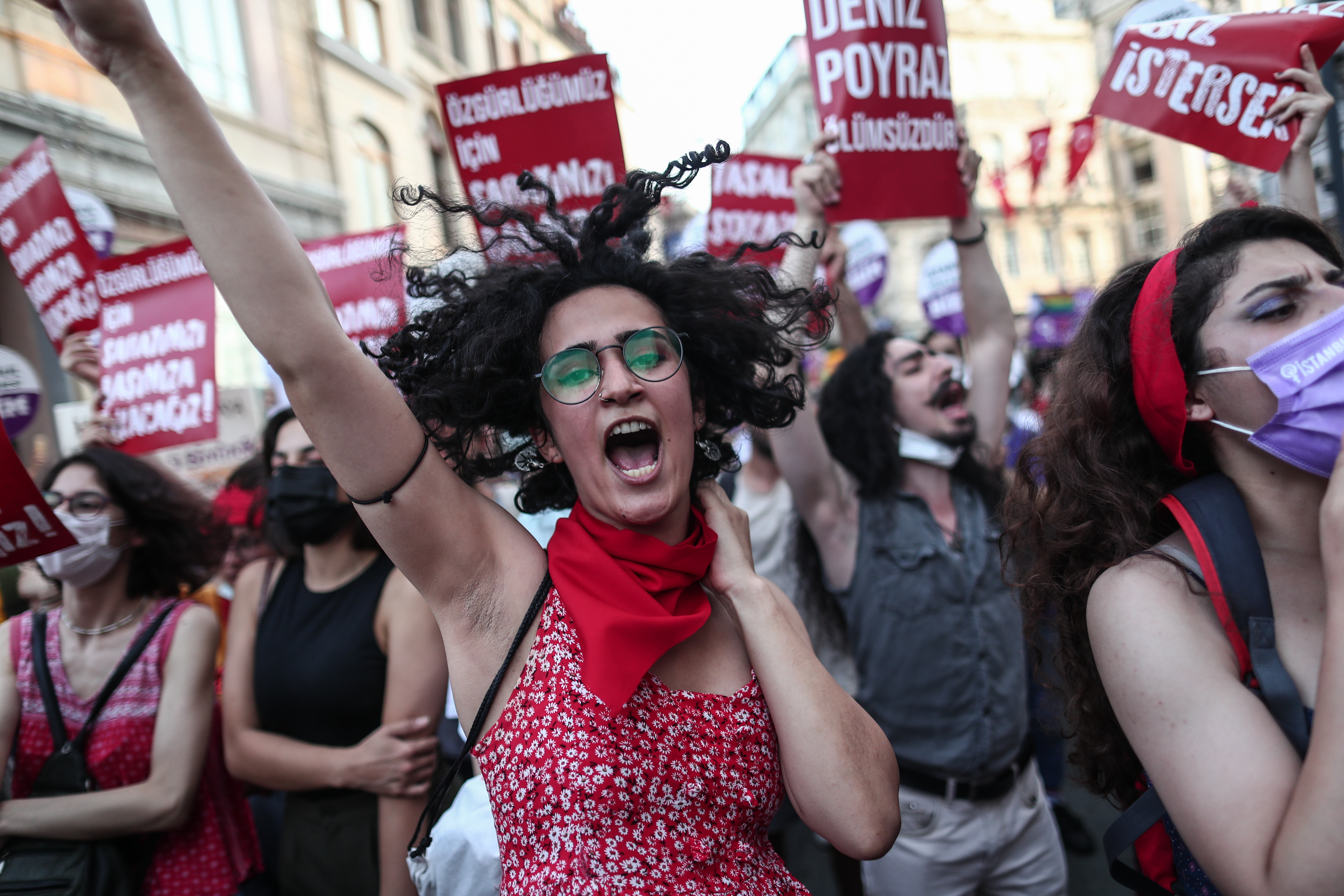 Women protest against Turkey's withdrawal from Istanbul Convention