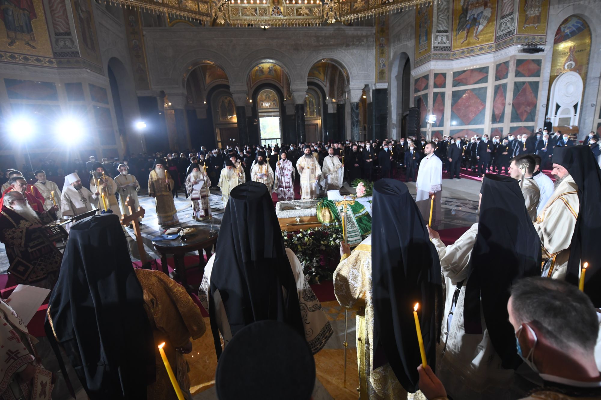 Beograd 22. novembar 2020. Sahrana patrijarha Irineja u Hramu Svetog Save vladike Foto:Goran Srdanov/Nova.rs