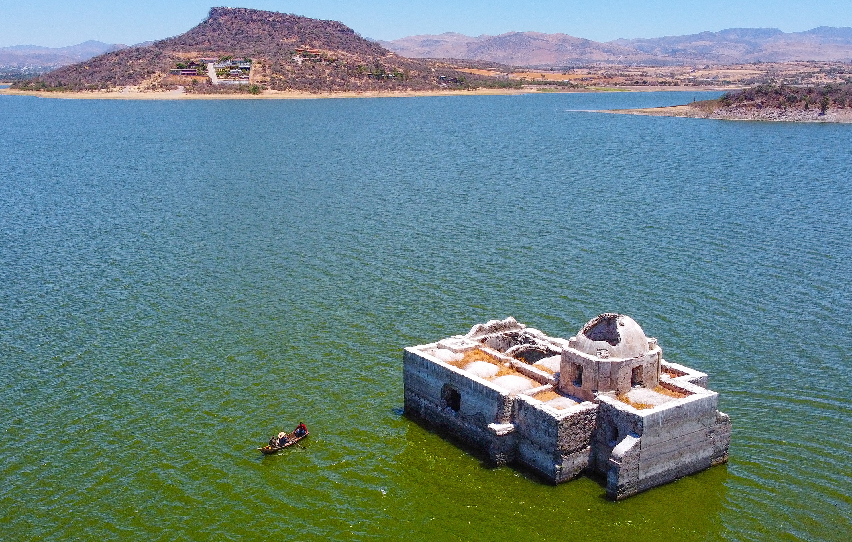 Virgen de los Dolores Temple in Zangarro community exposed due to drought