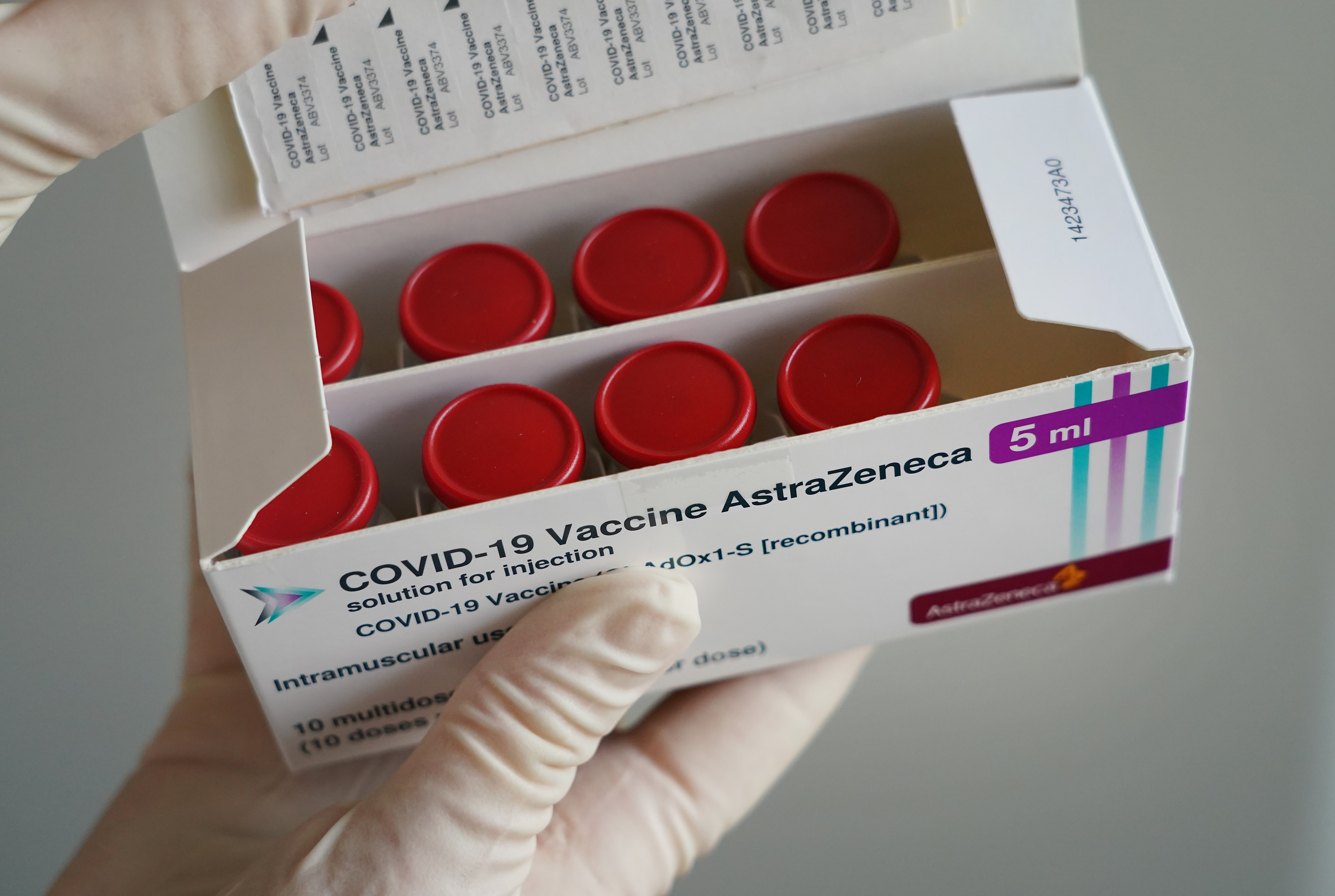 COVID-19 AstraZeneca vaccination in doctor's practices as pilot project in Brandenburg