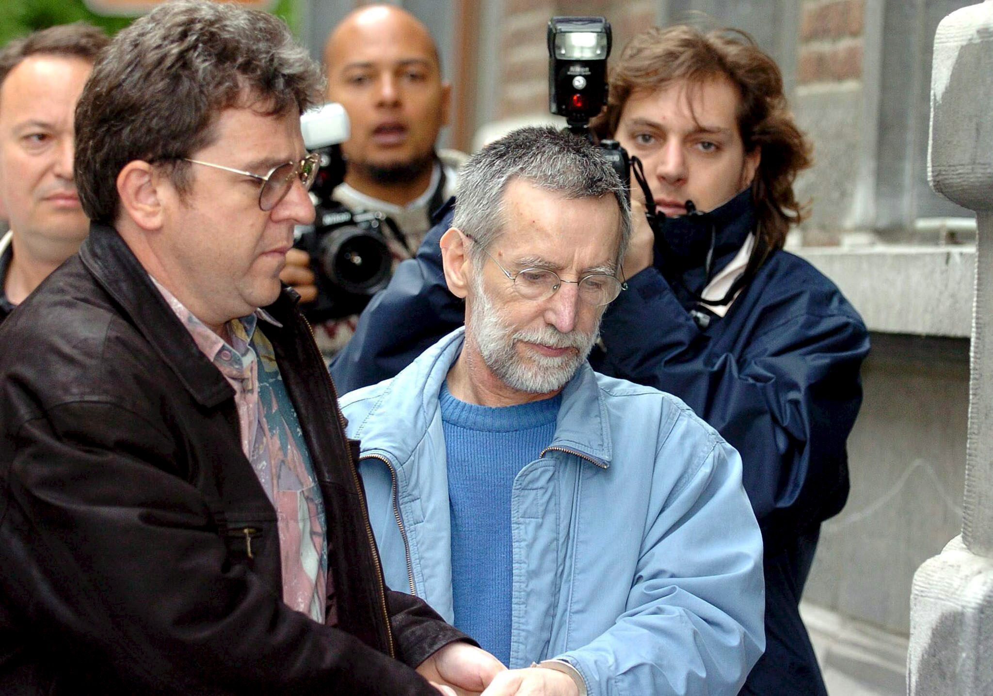 Michel Fourniret leaves the Dinant's court house