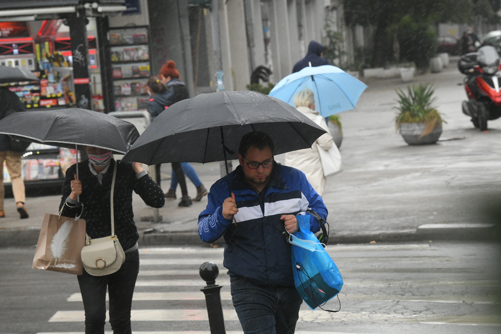 Beograd, 30.09.2020. kiša, jesen, oblačan dan, tmurno vreme, oblačno, kišobran Foto: Nemanja Jovanović/Nova.rs