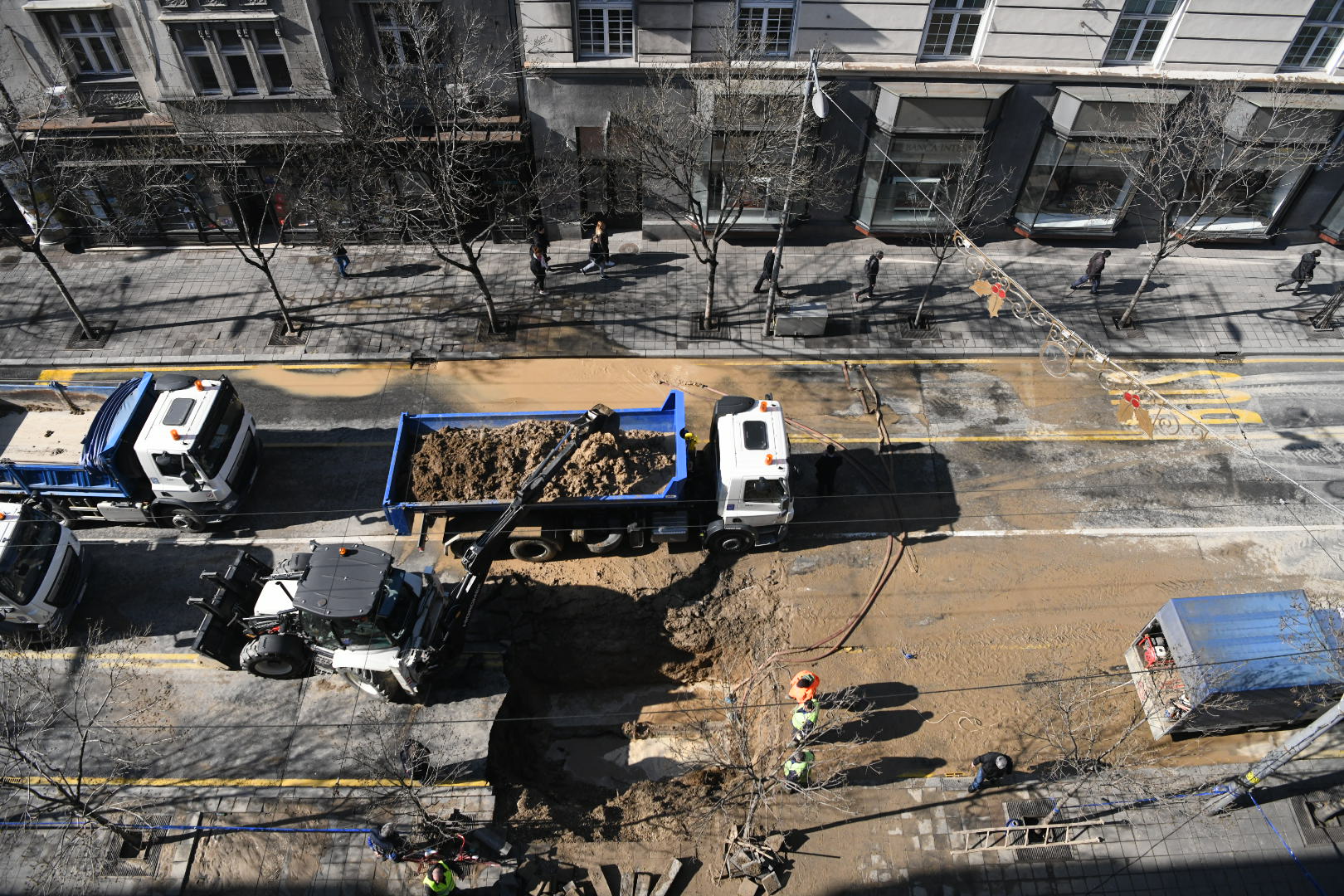 Beograd 23.02.2021. Pukla vodovodna cev, voda, havarija, centar grada Foto: Vesna Lalić/Nova.rs