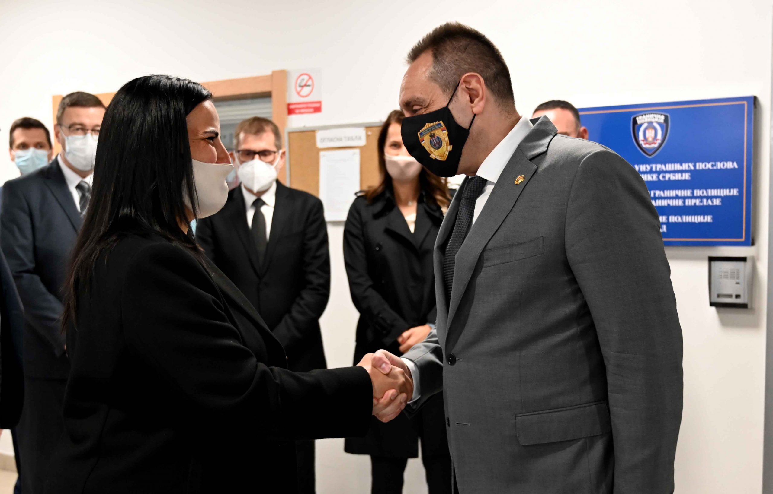 MUP-SAOPSTENJE-MINISTAR VULIN-UNHCR-DONACIJA