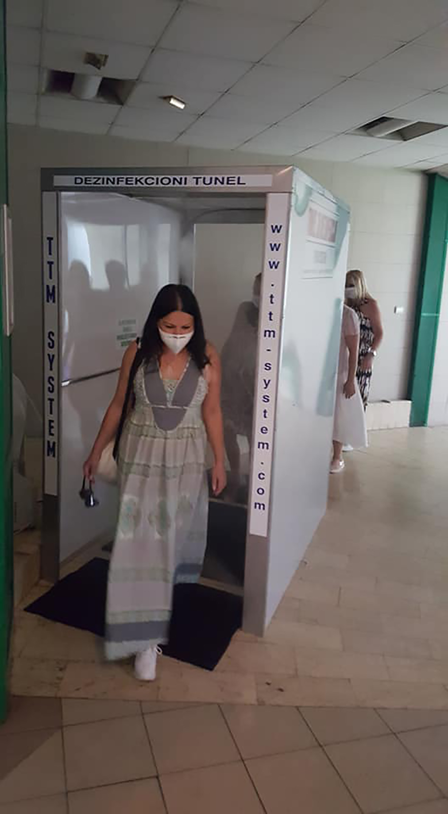 Užice 30.12.2020. Užičanke, pokloni, poklon, Nova godina Foto: Slavica Panić/Nova.rs
Mail prosledio Mihailo Jovićević