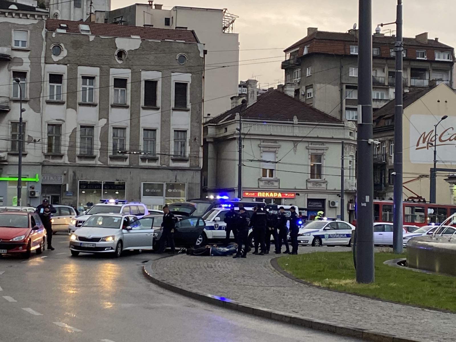 Beograd 28.04.2021. Slavija, hapšenje, policija Foto: Nova.rs