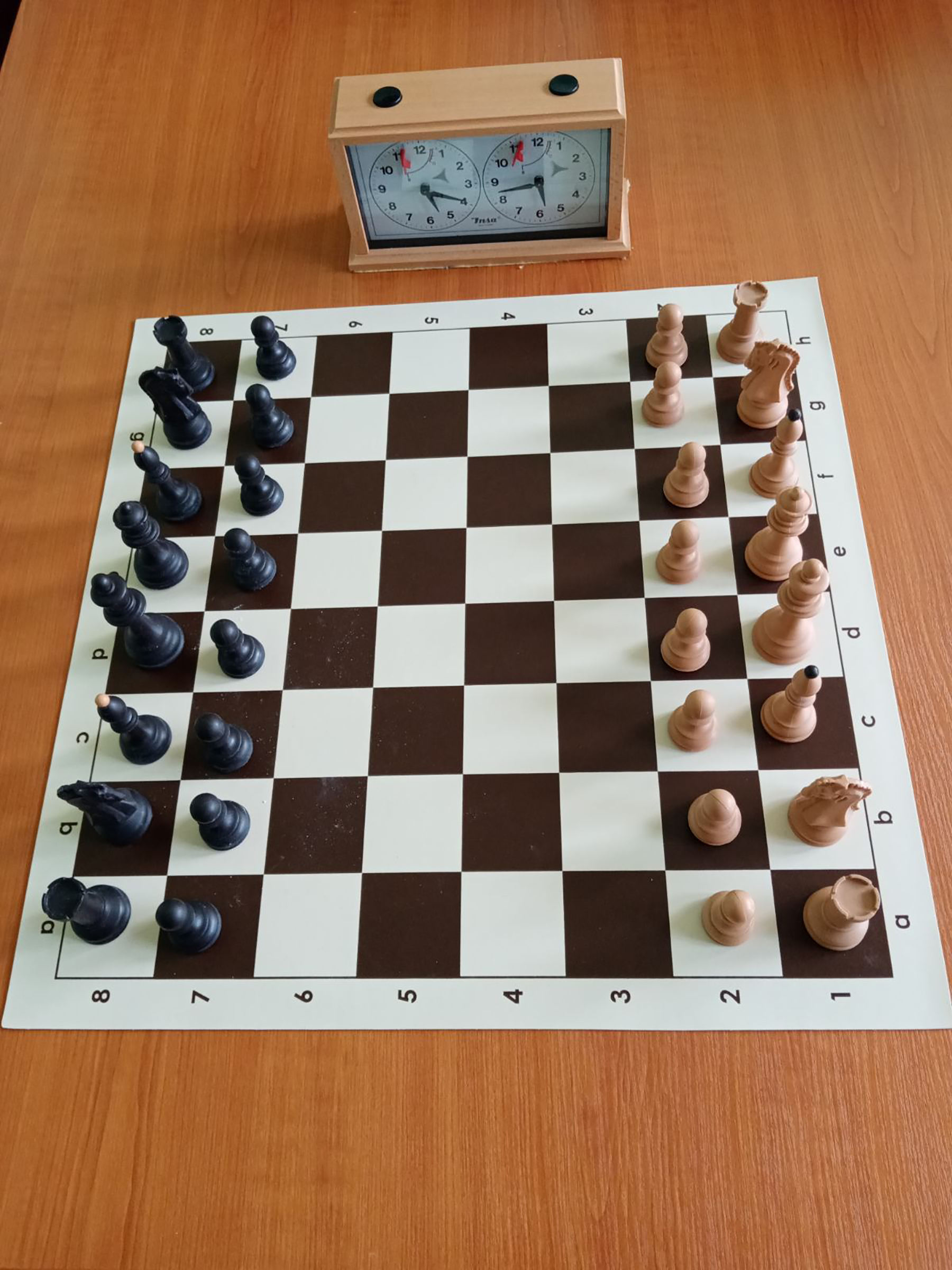 Glumac Aleksandar Sreckovic Kubura donirao sahovske setove osudjenicima u KPZ Padinska skela