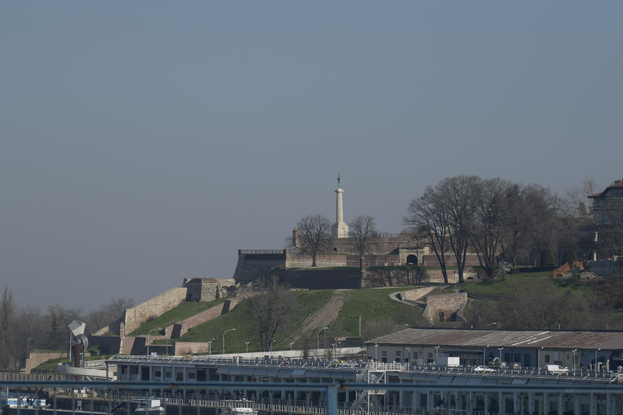 Beograd 17.03.2020. Saobraćaj i život u Beogradu za vreme koronavirusa i vanrednog stanja Kalemegdan Foto:Goran Srdanov/Nova.rs