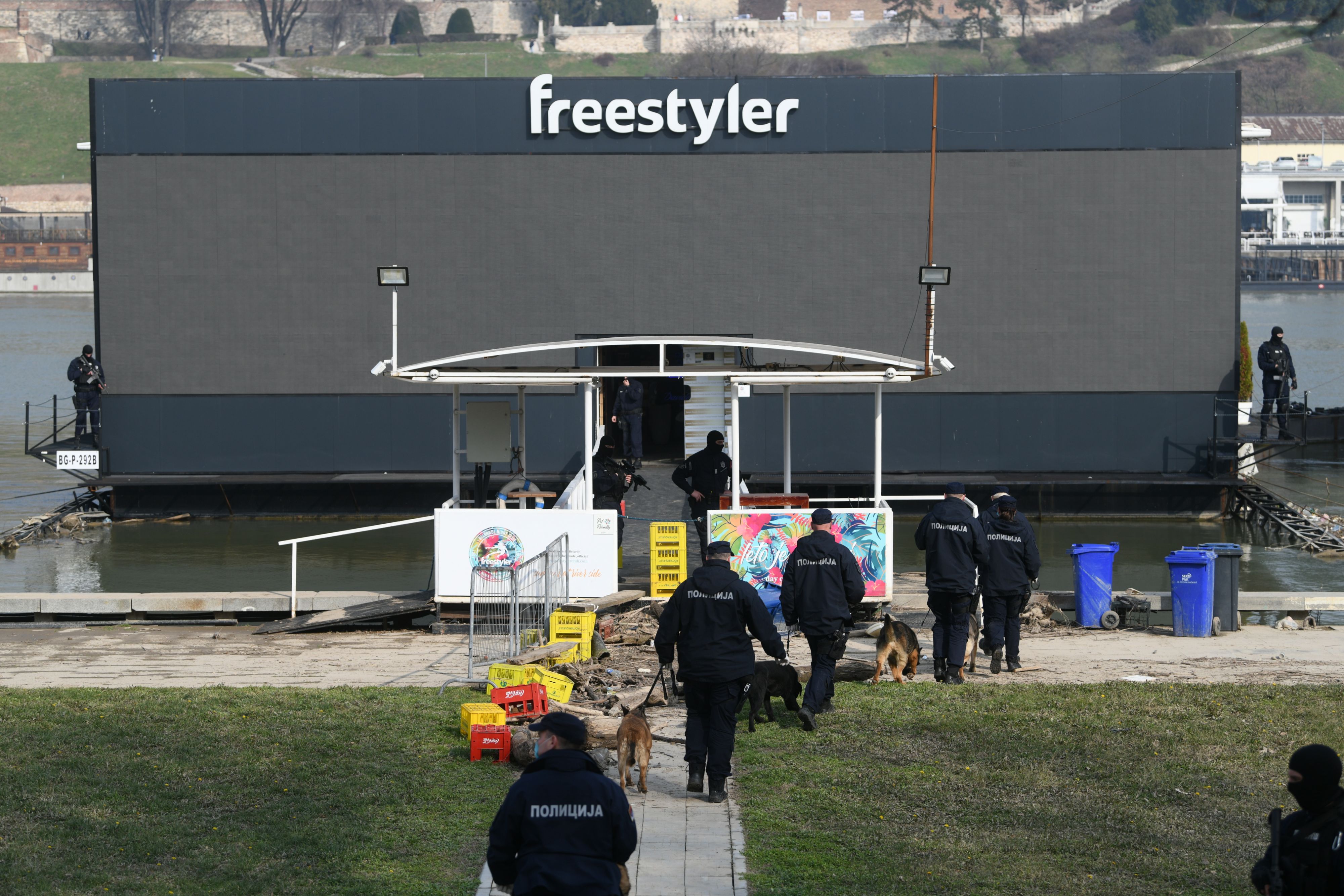 Beograd 24.02.2021. Splav Freestyler, Fristajler, policija, racija, pretres, Foto: Filip Krainčanić/Nova.rs