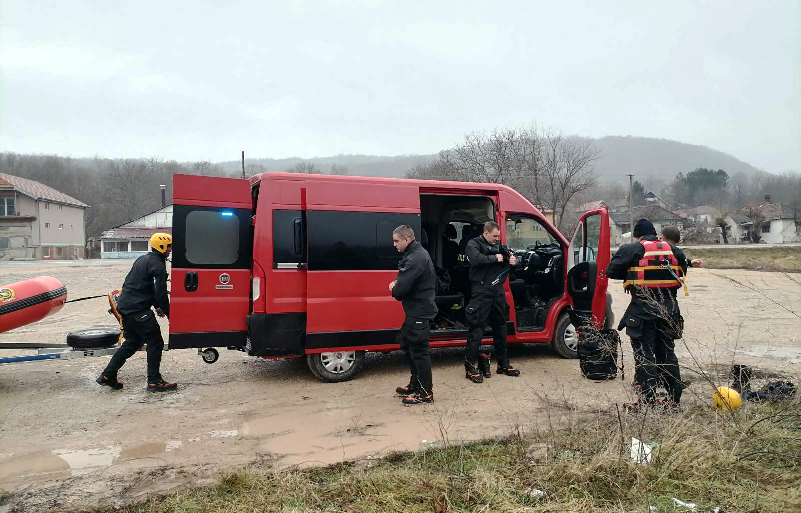 Poplave, spasavanje, specijalistički spasilački timovi