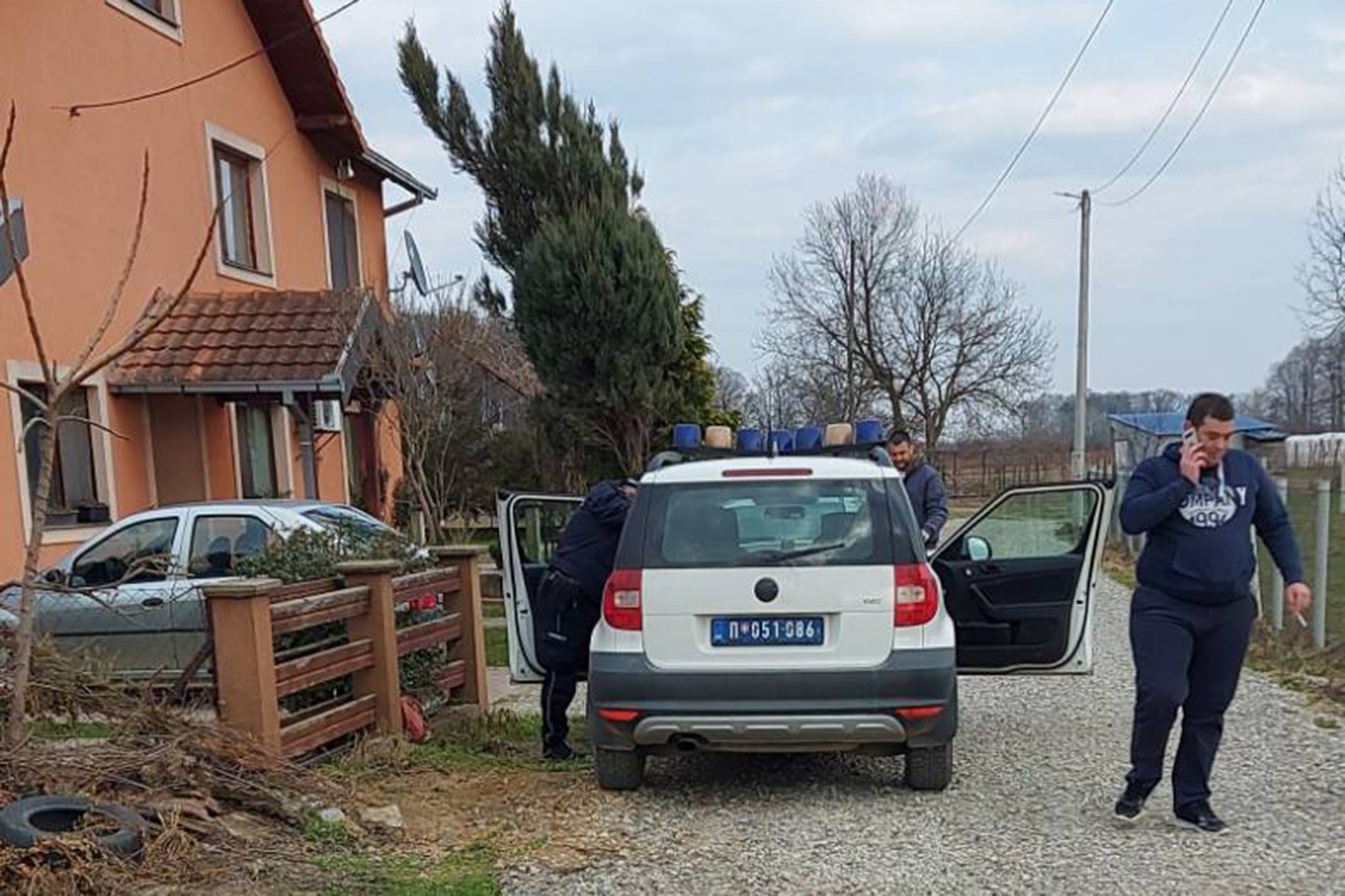 Napad u Majuru, Majur