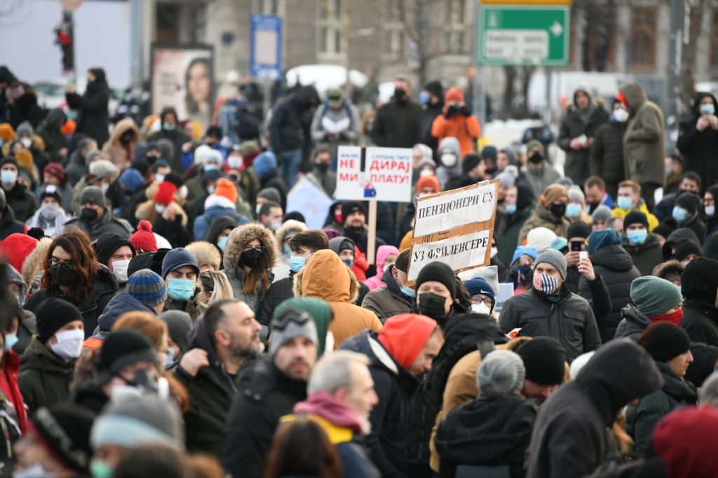 Beograd 16. januar 2021. Udruzenje radnika na internetu (frilenseri) protest ispred Narodne skupstine u Beogradu  Foto:Vesna Lalić/Nova.rs