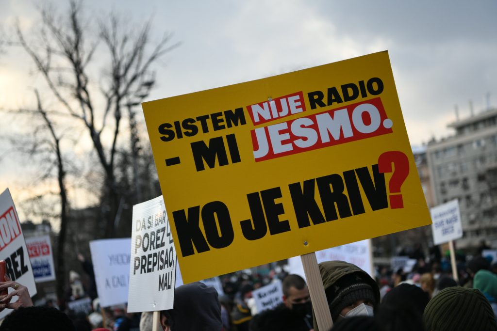 Beograd 16. januar 2021. Udruzenje radnika na internetu (frilenseri) protest ispred Narodne skupstine u Beogradu  Foto:Vesna Lalić/Nova.rs