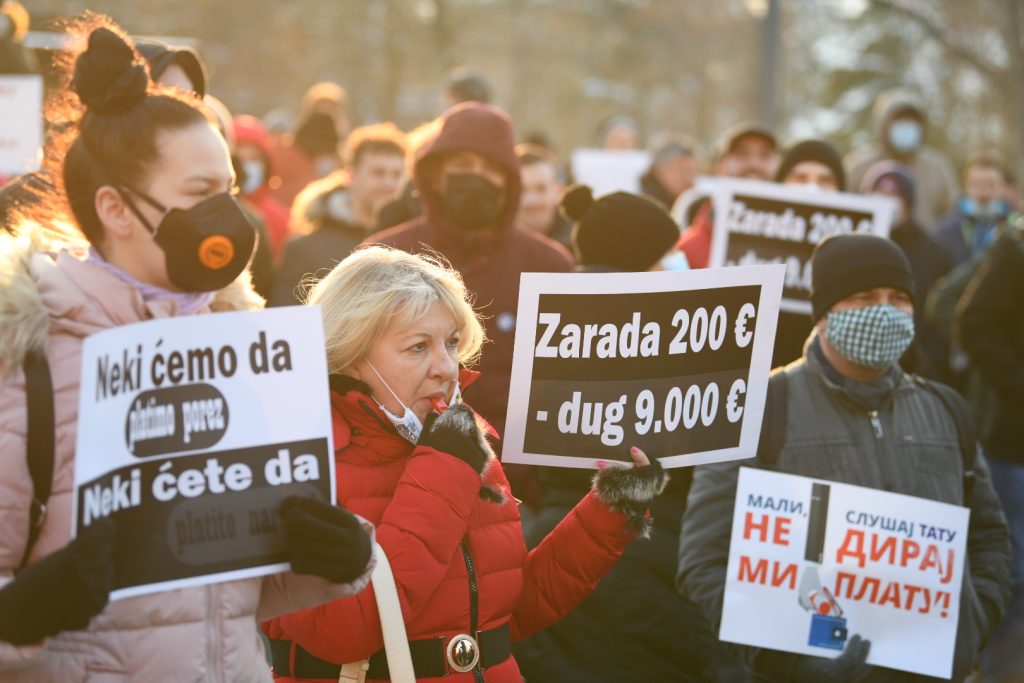 Beograd 16. januar 2021. Udruzenje radnika na internetu (frilenseri) protest ispred Narodne skupstine u Beogradu  Foto:Vesna Lalić/Nova.rs