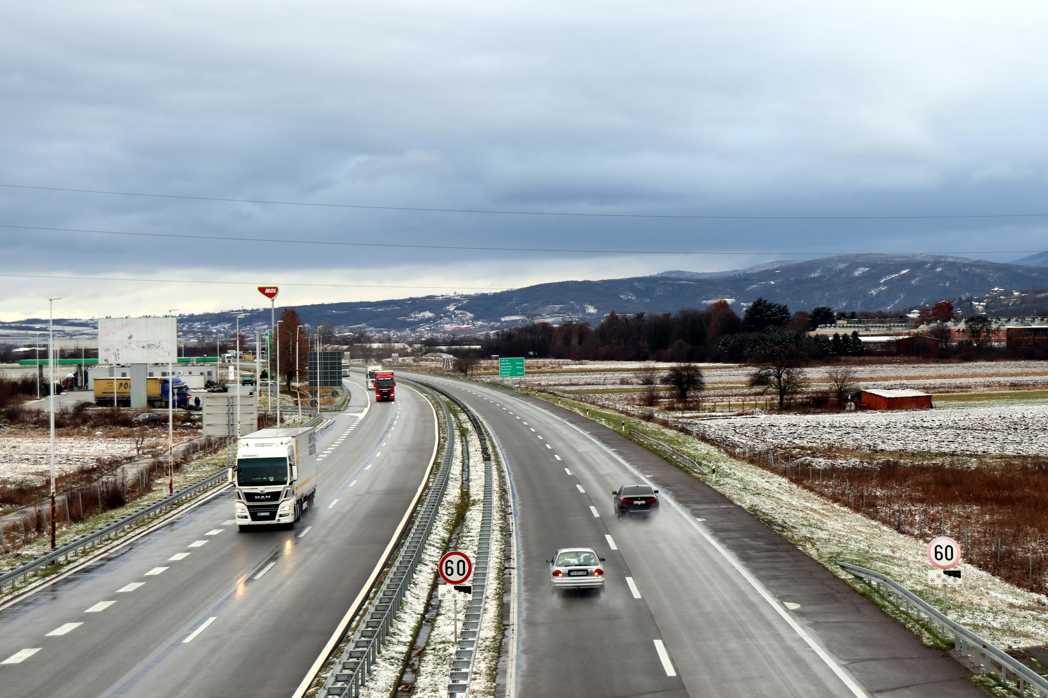 SNEG NA AUTOPUTU autoput