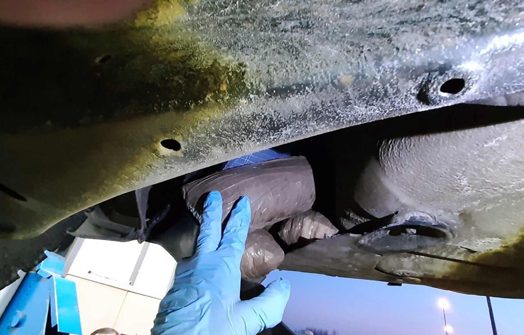 MUP-OMK-SAOPSTENJE-HAPSENJE-ZAPLENA TABLETA