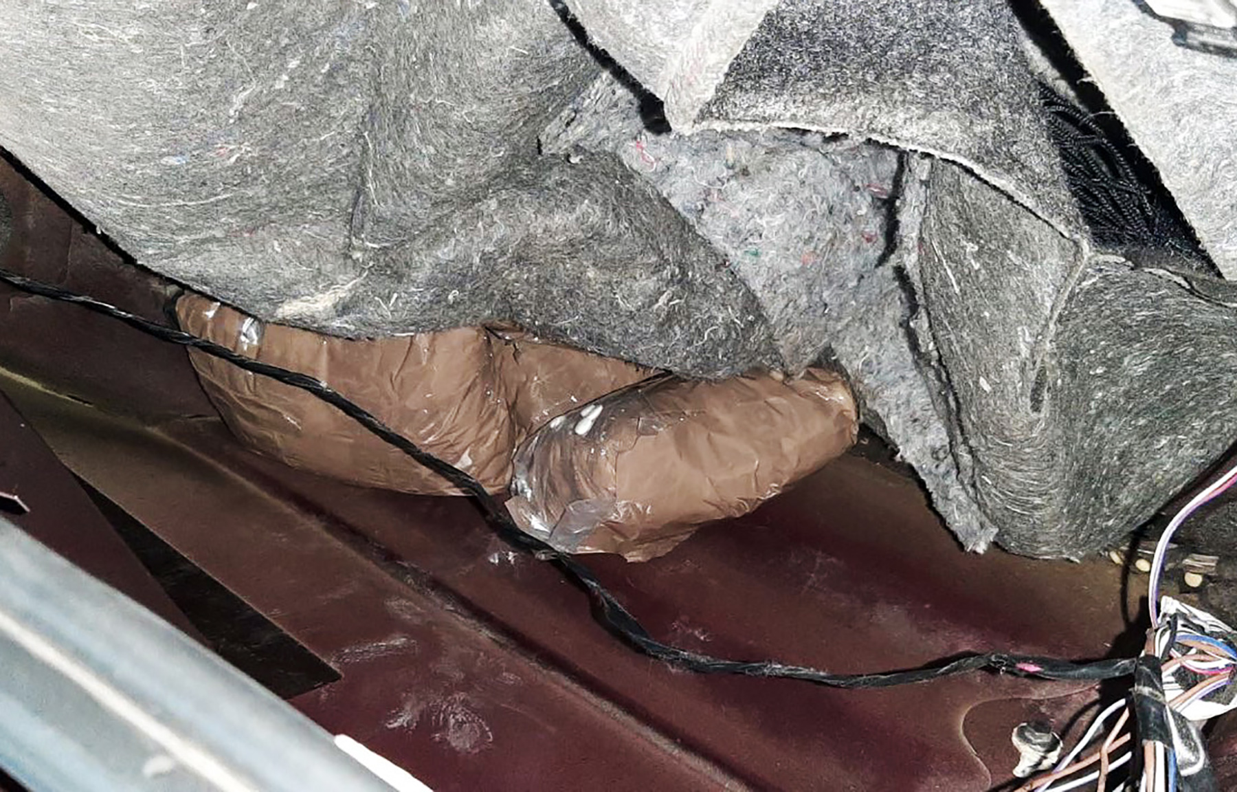 MUP-OMK-SAOPSTENJE-HAPSENJE-ZAPLENA TABLETA