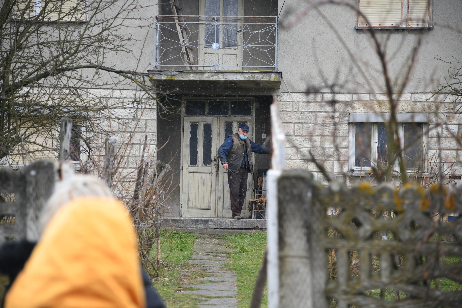 Beograd, 22.03.2021. Otac ubice, deda ubijenog. Barajevo, hronika, ubistvo, samoubistvo, otac ubio sina, pa izvršio samoubistvo Foto: Nemanja Jovanović/Nova.rs