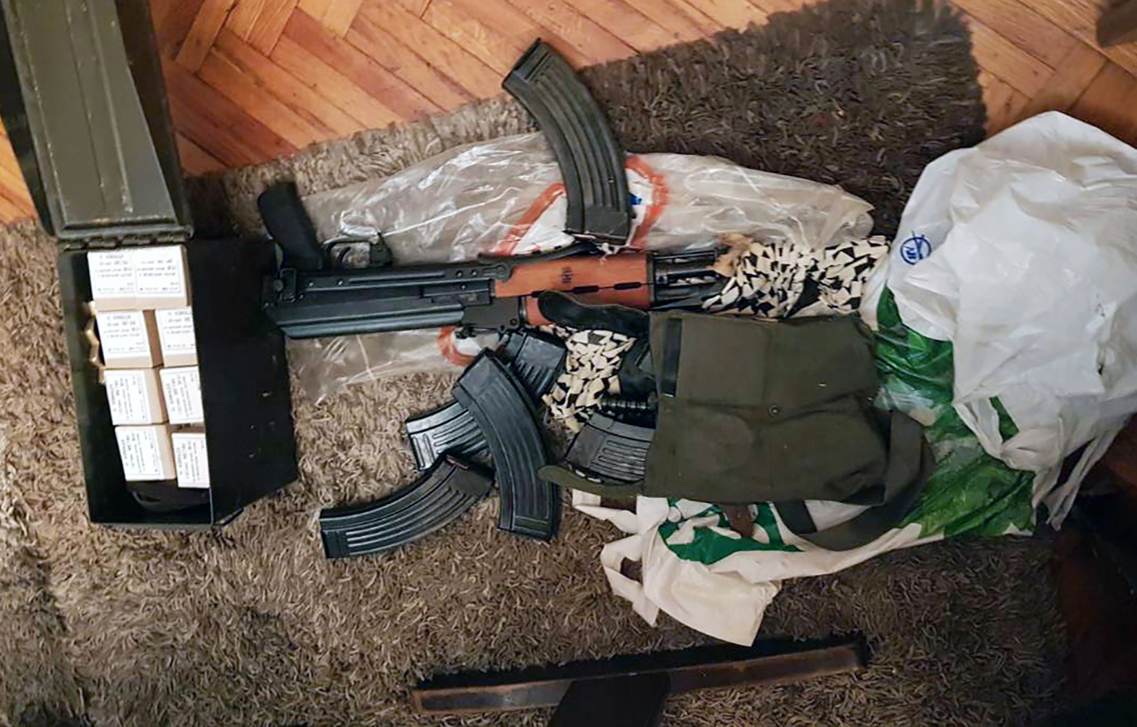 SAOPSTENJE-HAPSENJE-ORUZJE-DROGA