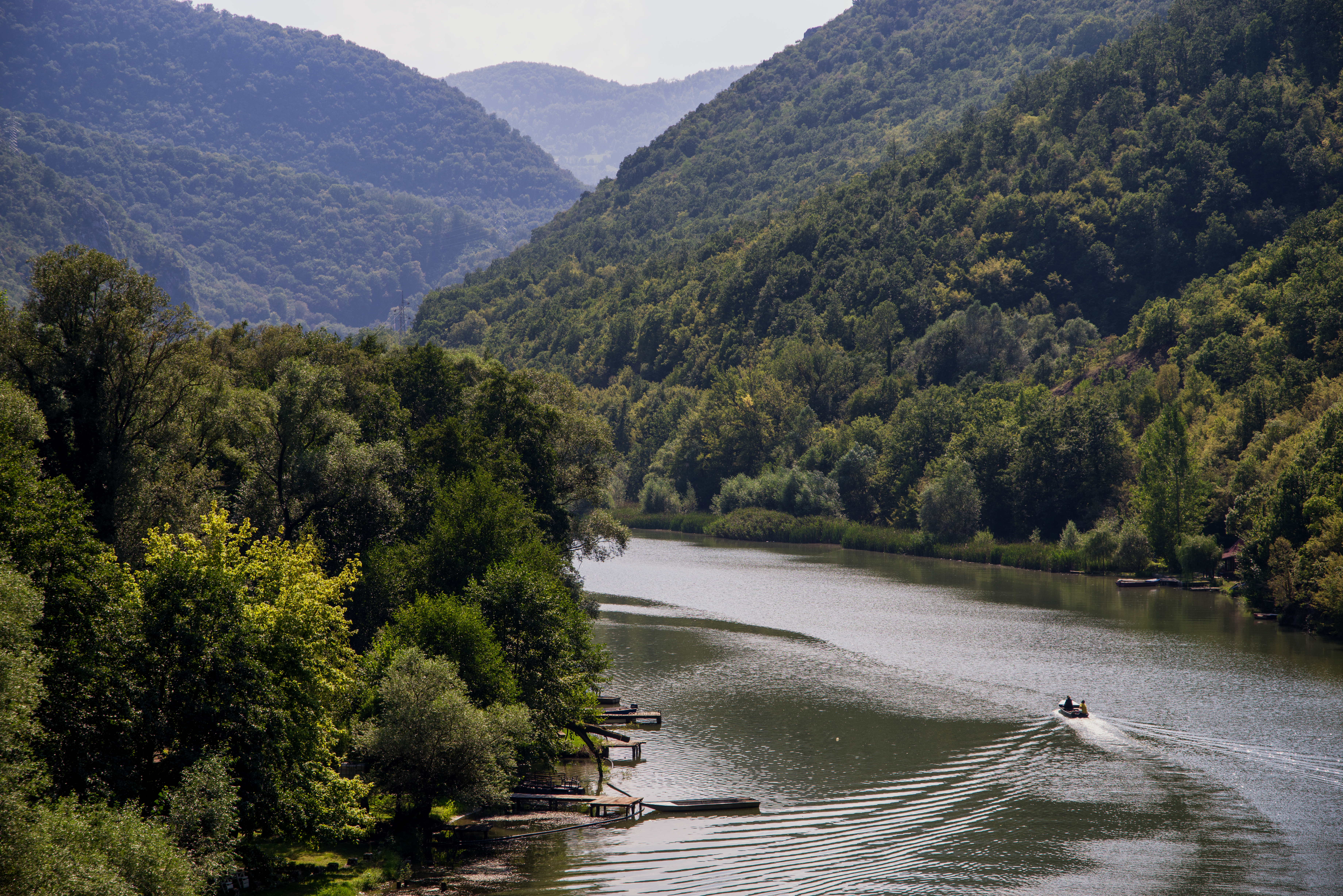 shutterstock_1267313122 By 5r82