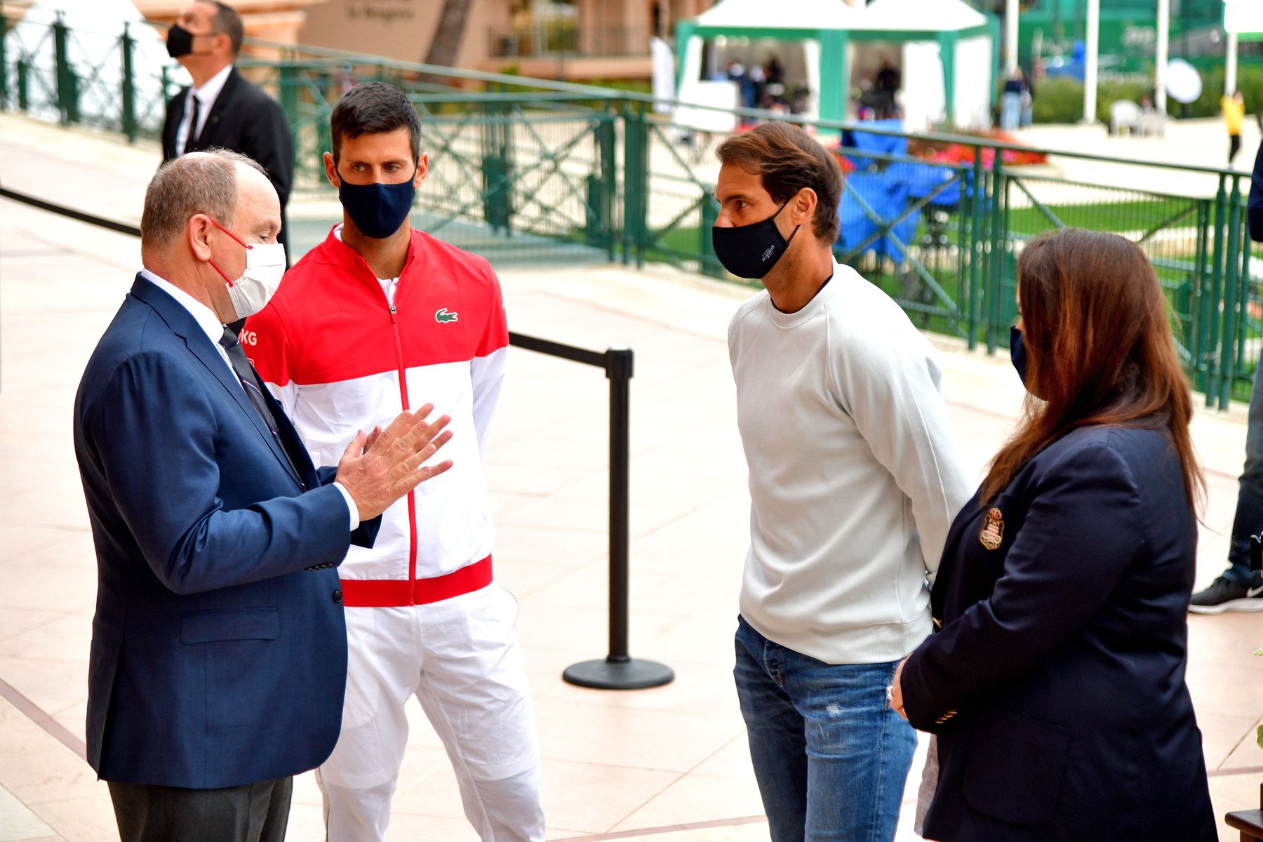 Le prince Albert II de Monaco durant le dévoilement d'un plaque en hommage ŕ la Baronne Elisabeth Ann de Massy, présidente de la fédération monégasque de tennis au début du Rolex Monte-Carlo Masters 2021