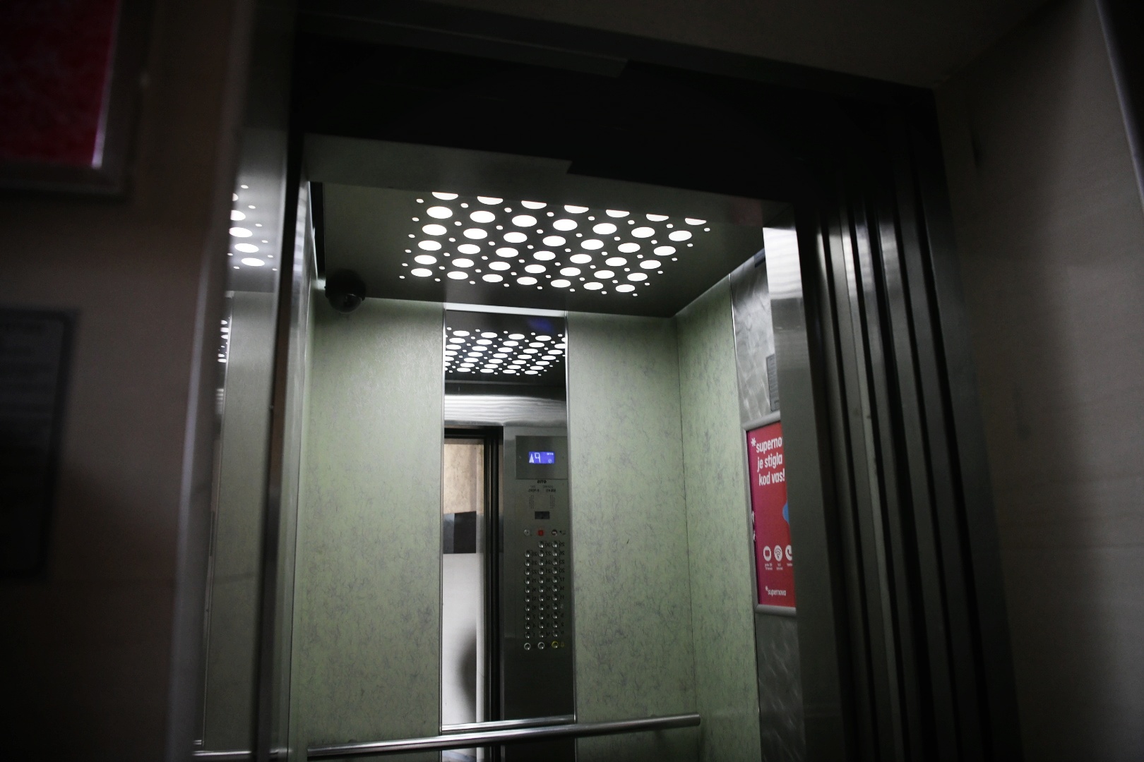 BEOGRAD 01. februar 2021. Geneks, ulaz 41A, nema problem foto:Vesna Lalic/Nova.rs