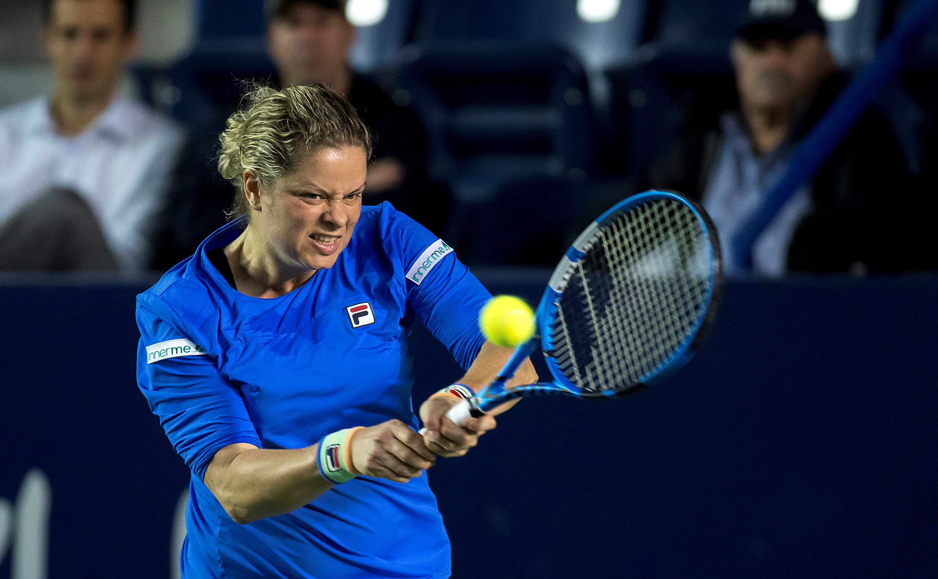 epa08268307 Kim Clijsters of Belgium in action against Johanna Konta of Britain during the women's singles match at the Monterrey Open tennis tournament in Monterrey, Mexico, 03 March 2020.  EPA-EFE/MIGUEL SIERRA