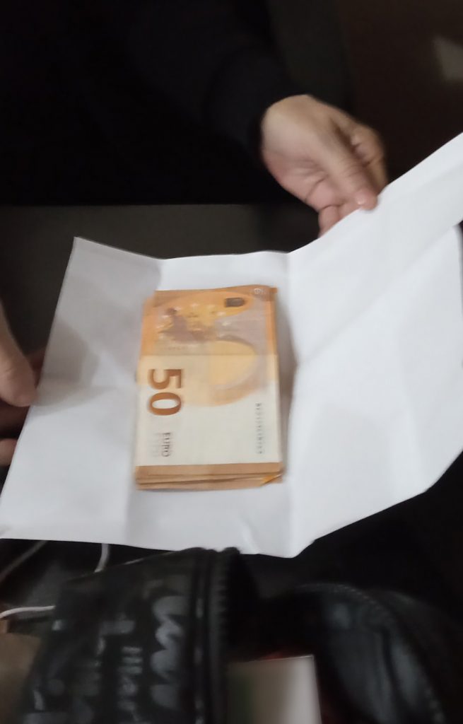 novac evro mito korupcija predsednica Prekrsajnog suda u Kraljevu Marija Bazalac