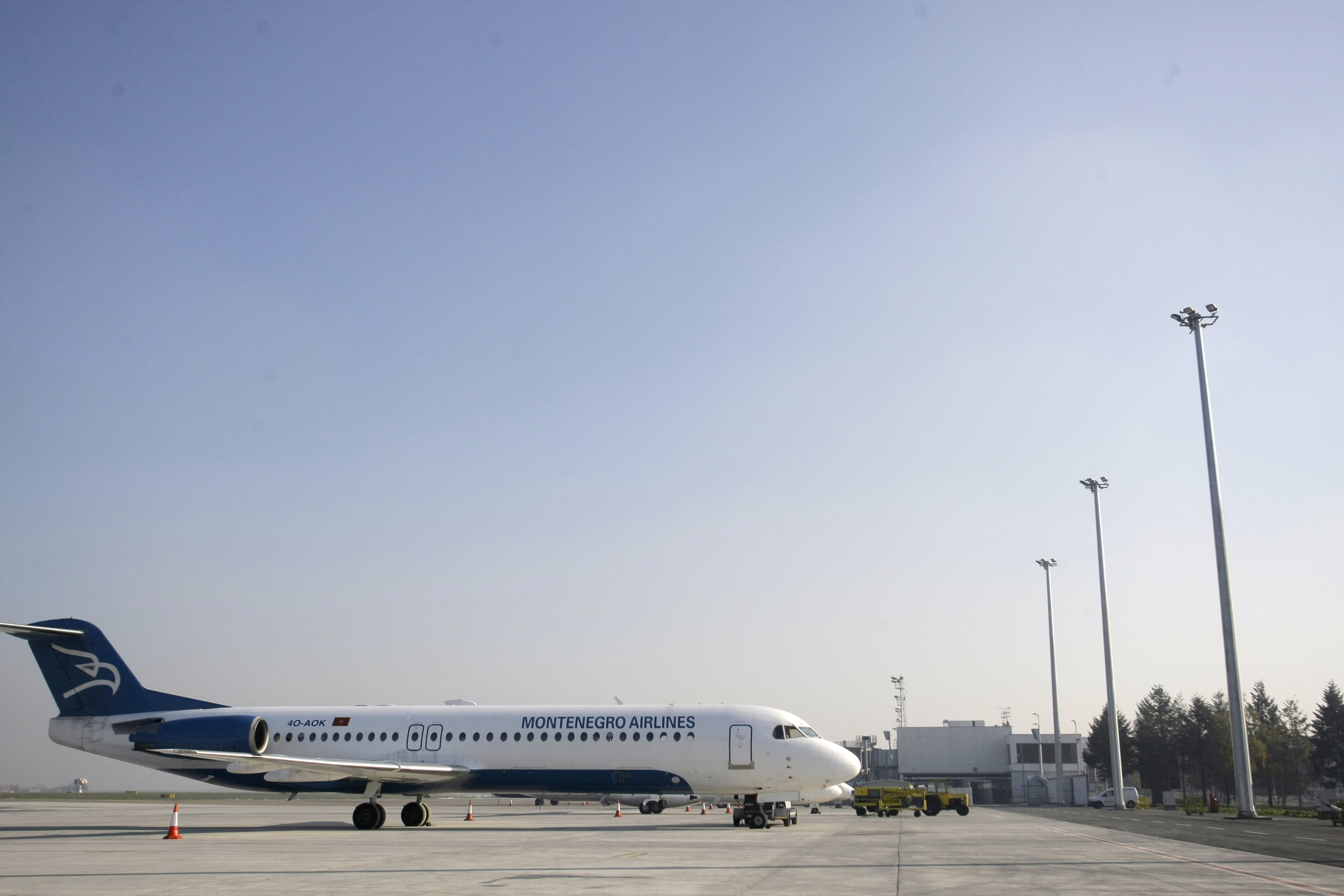 Montengro Airlines shutting down